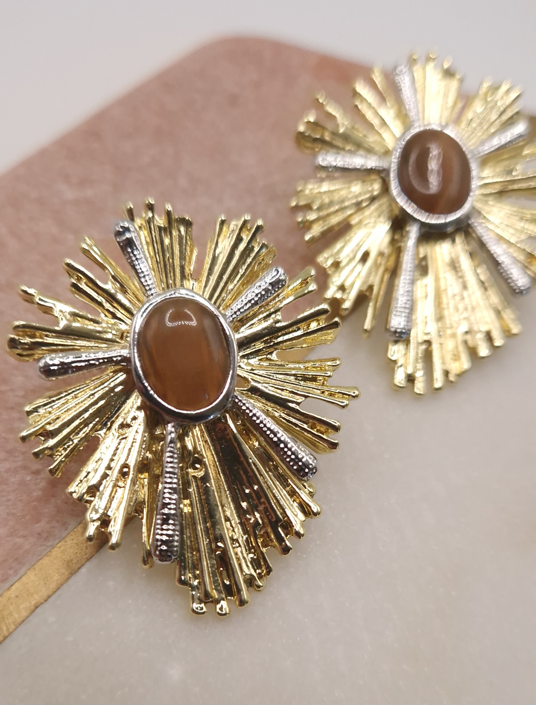 vintage style stud earrings