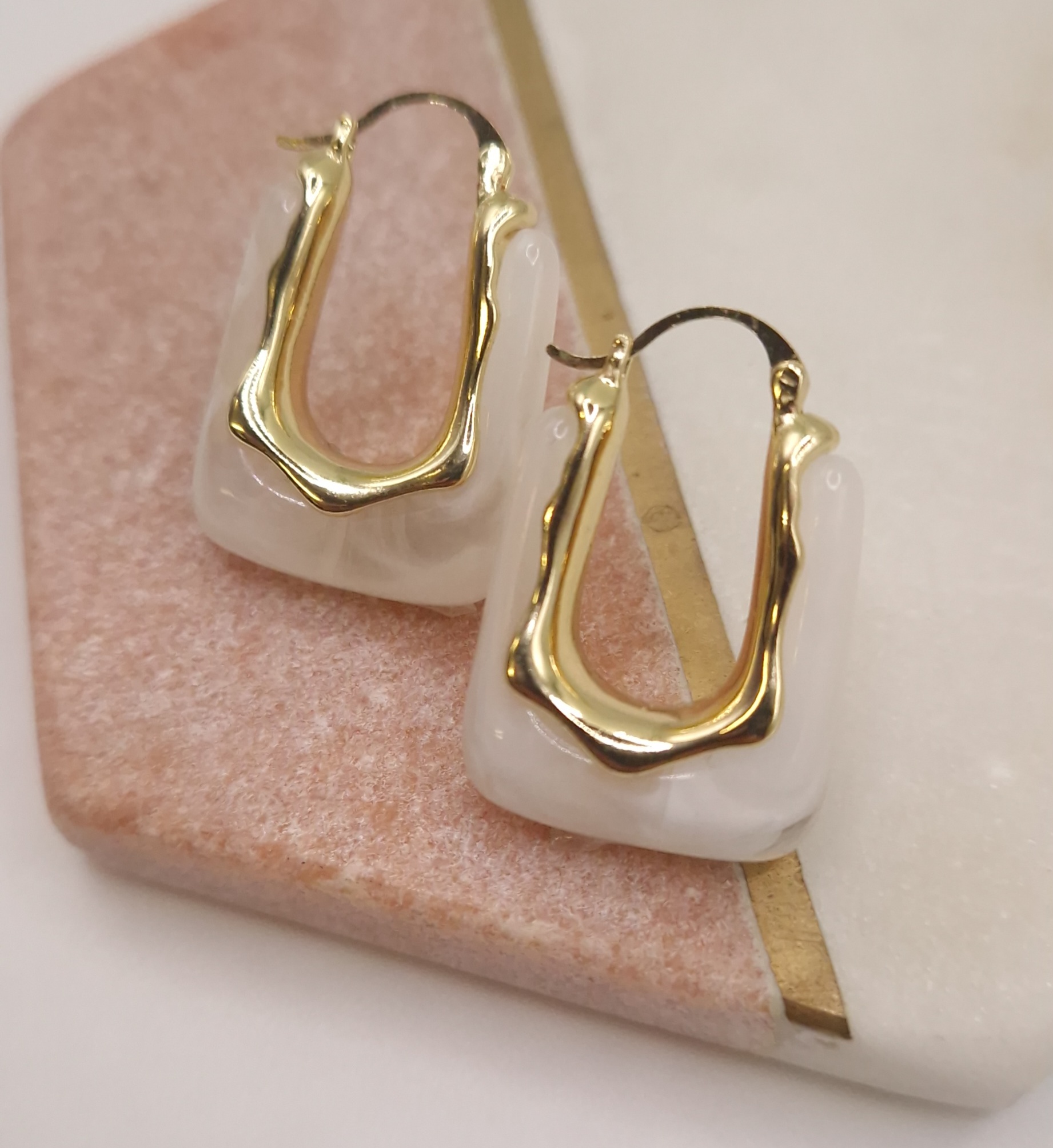 chunky gold hoop earrings