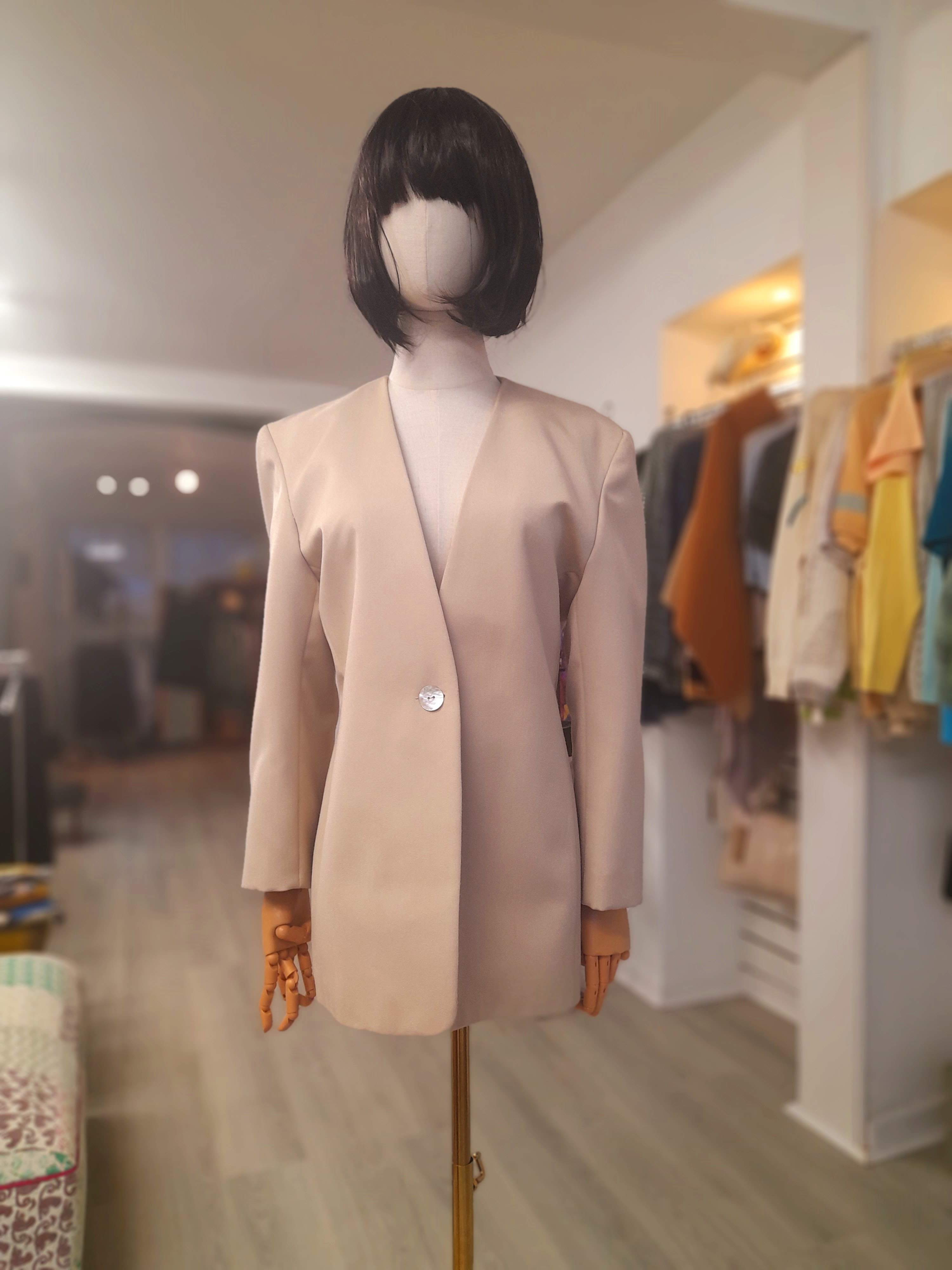 Vintage Imogen Collarless Beige Single-button Blazer, Size M to L