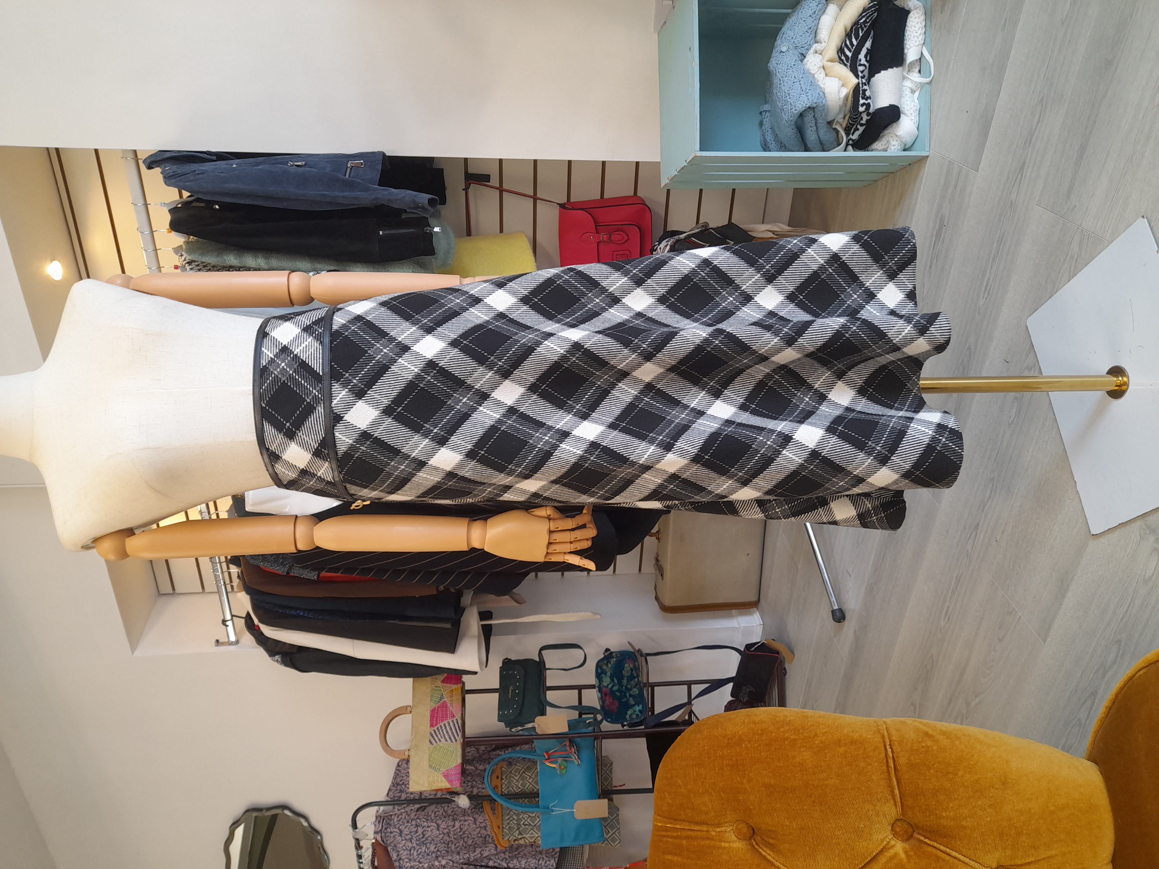 M&S Size 16 Black and White Wool-blend Skirt
