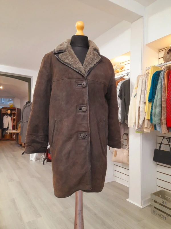 Vintage HeaTona  70s Sheepskin Coat, Size L