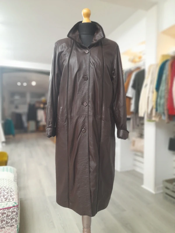 Vintage 80s, 90s Leather Long Brown, Size S to M