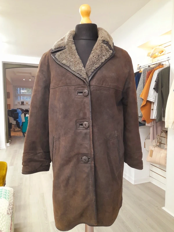 Vintage HeaTona  70s Sheepskin Coat, Size L