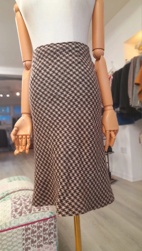 BB Studio Pencil Wool blend Skirt, size XS 