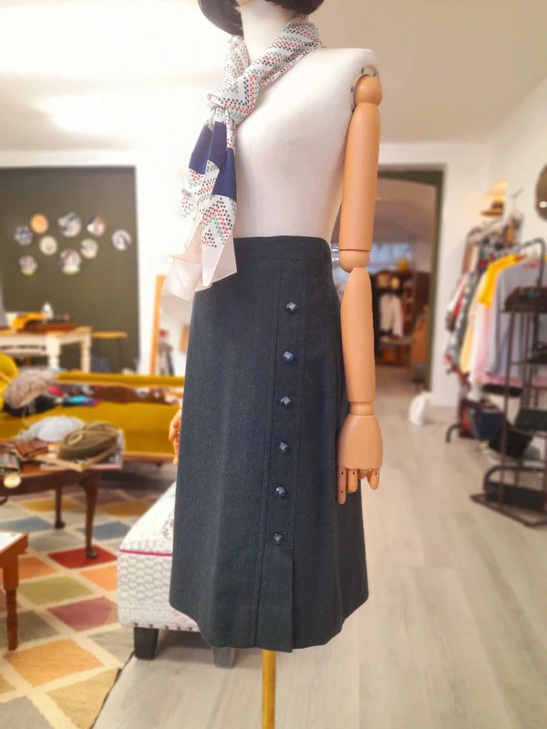 Vintage 80s/ 90s Style Tailor Made Skirt, Size S