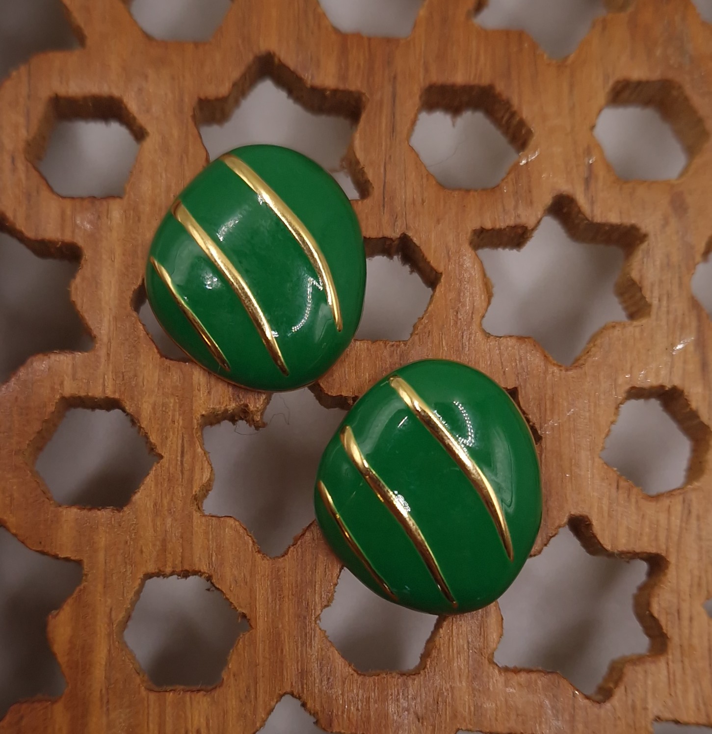 Vintage-style green enamel and gold-tone stud earrings