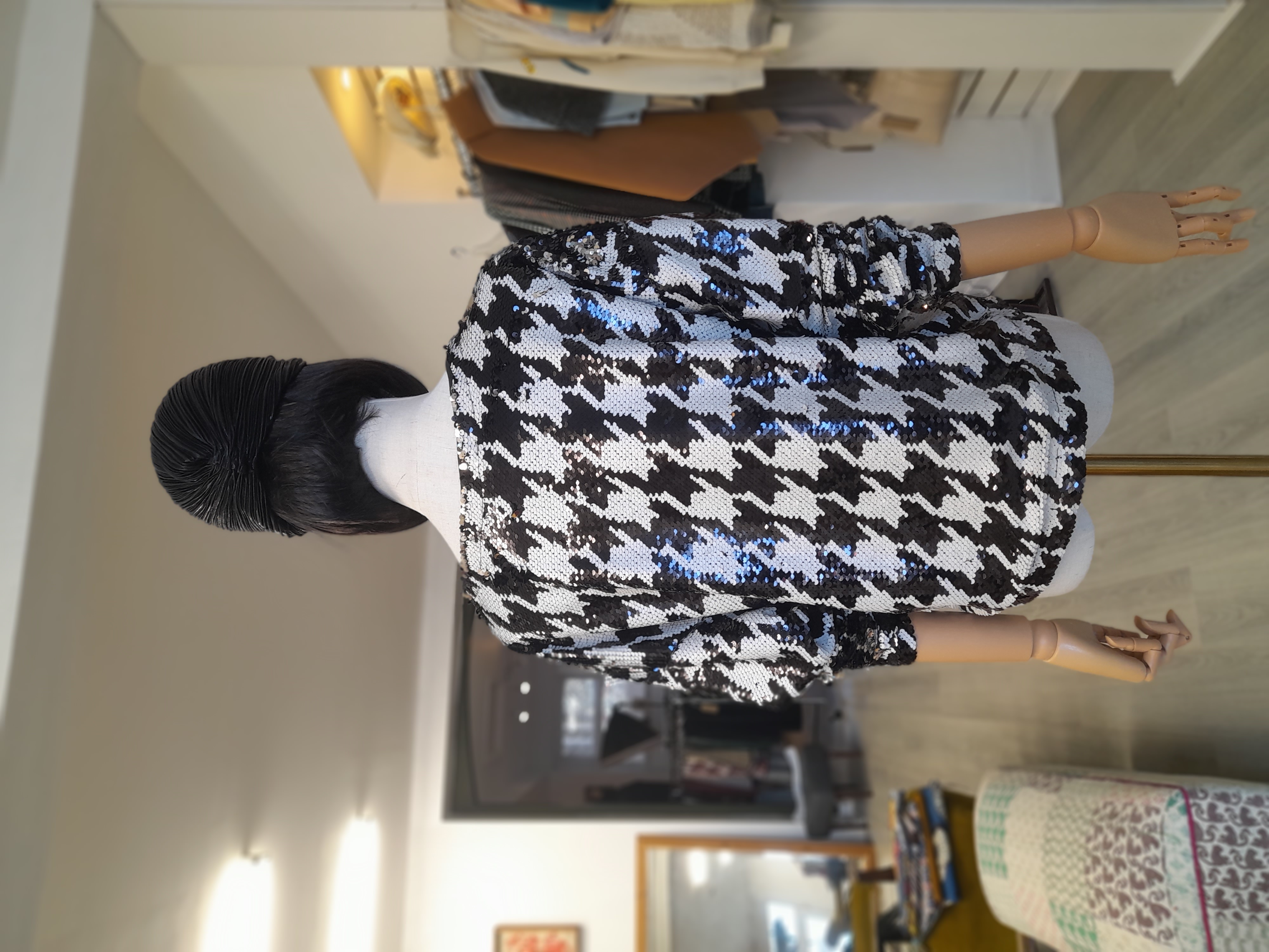 BNWT Michelle Keegan Sequin Top, Size 12