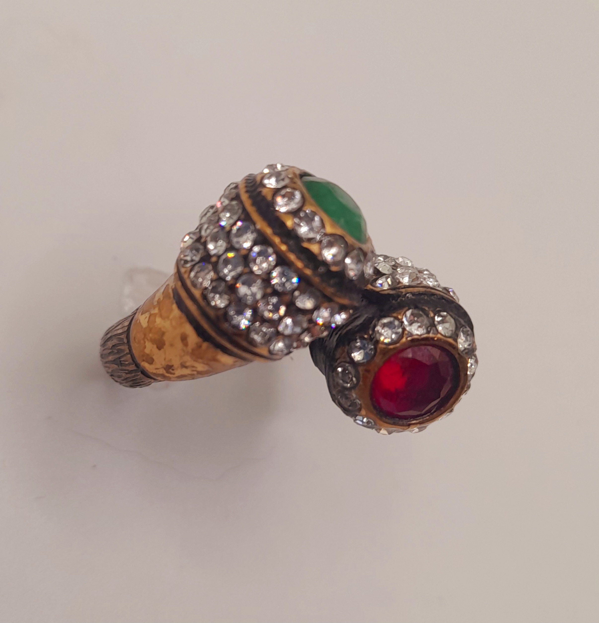 Vintage-style bypass ring, Size P