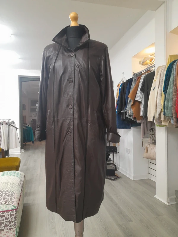 Vintage 80s, 90s Leather Long Brown, Size S to M