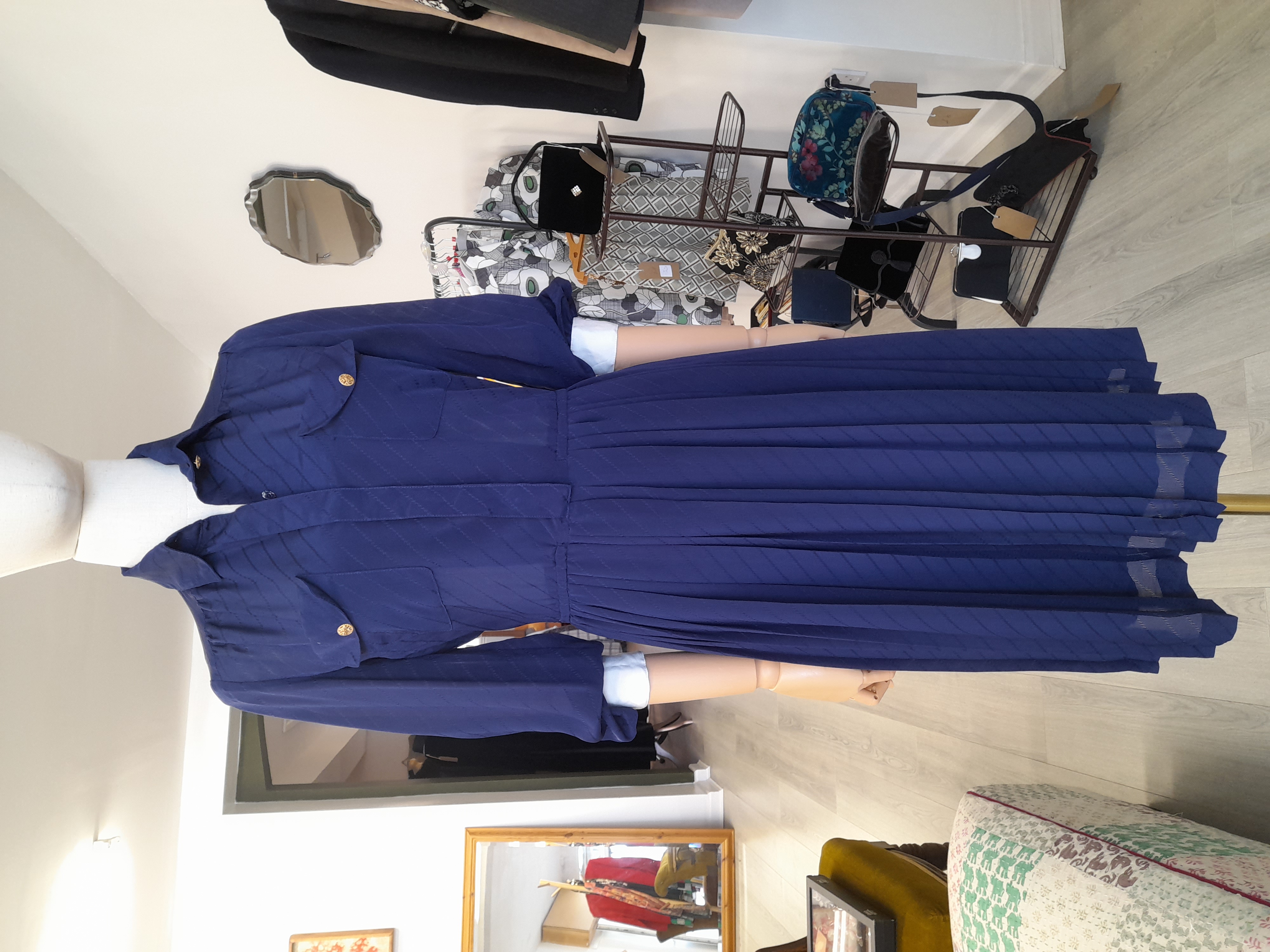 Vintage pleated Navy and White Midi Dress, Size S