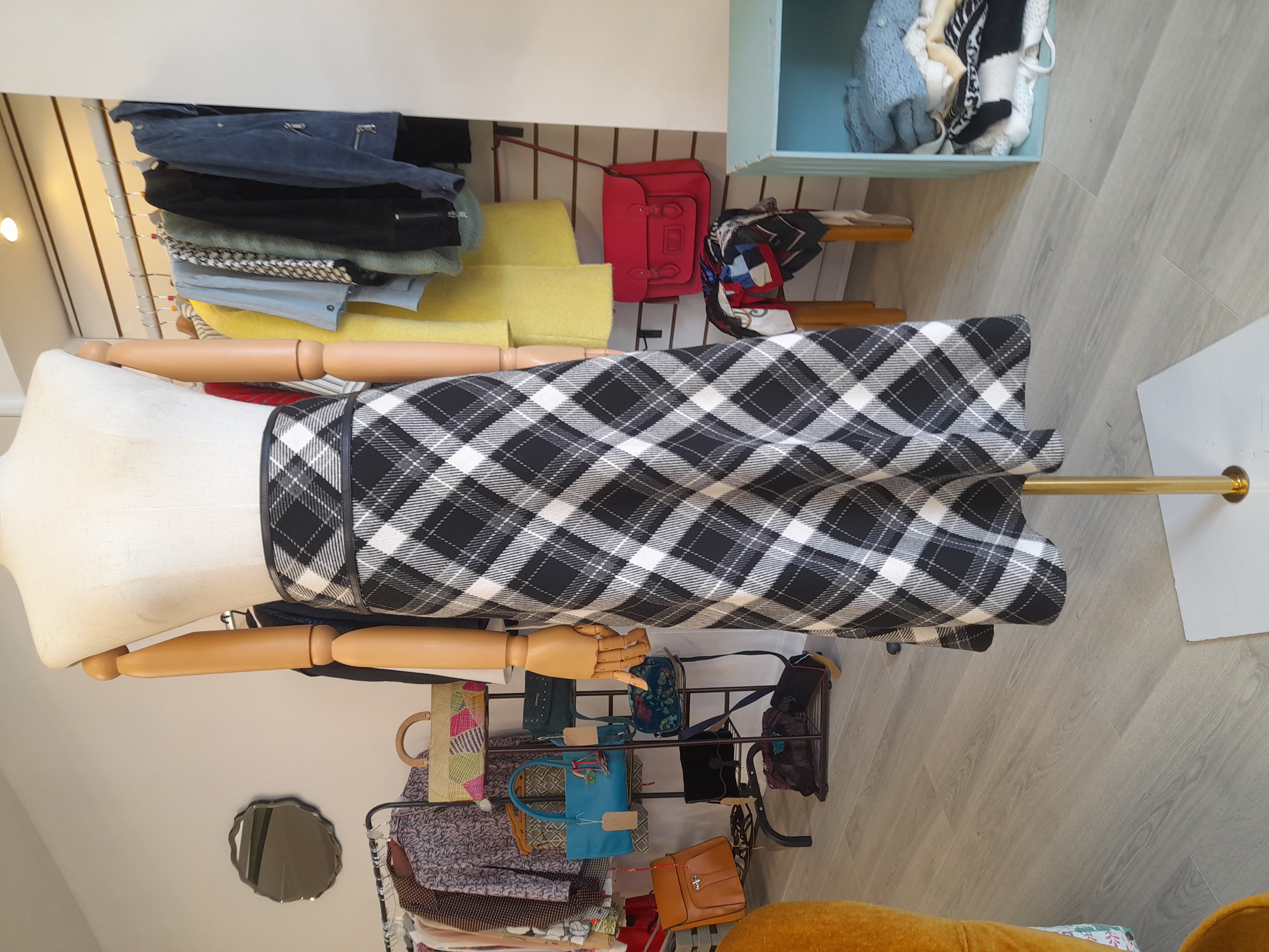 M&S Size 16 Black and White Wool-blend Skirt