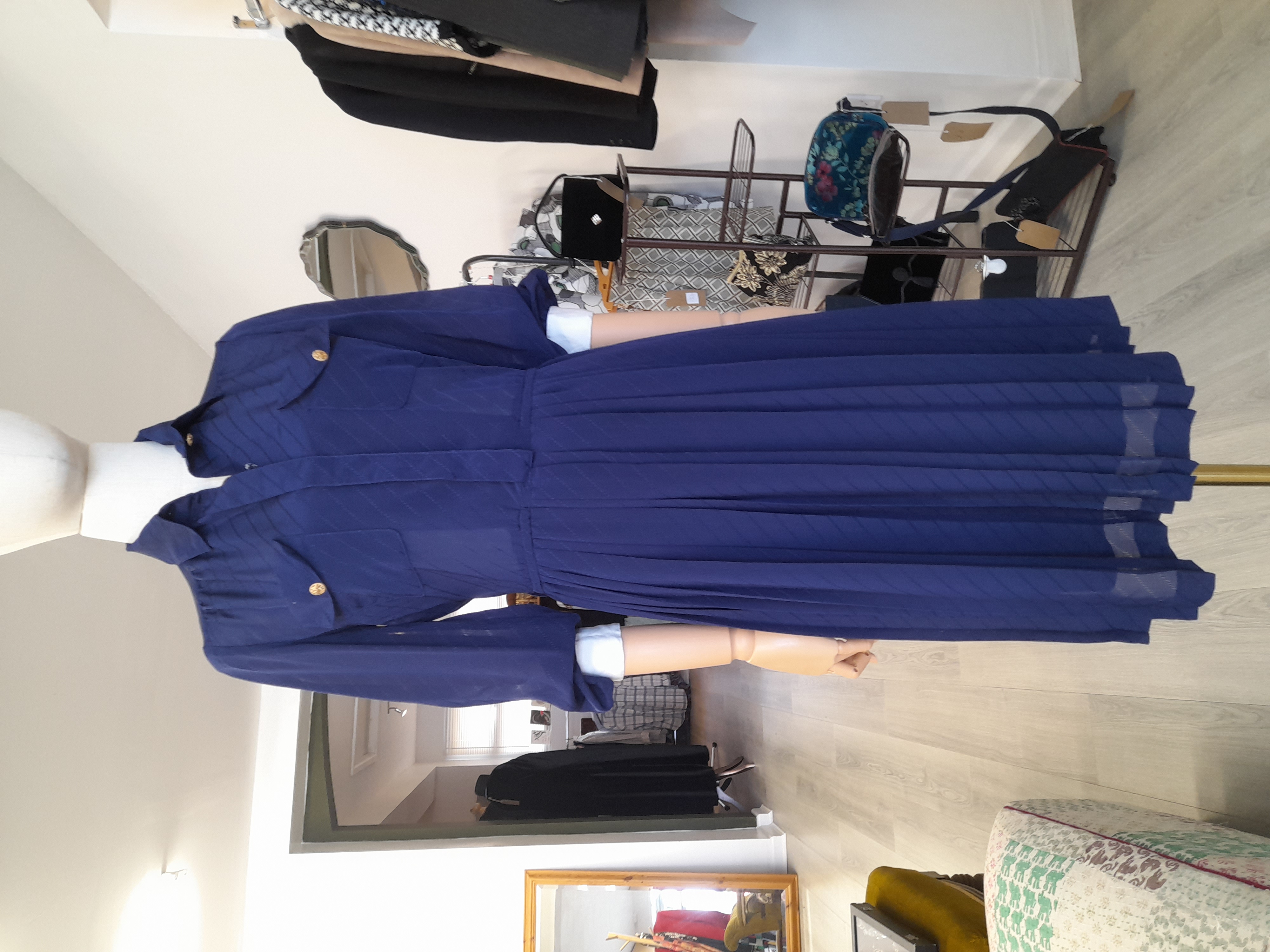 Vintage pleated Navy and White Midi Dress, Size S