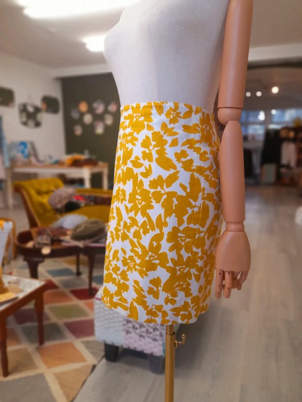 LOFT Petite Mini Skirt, Size XS to S