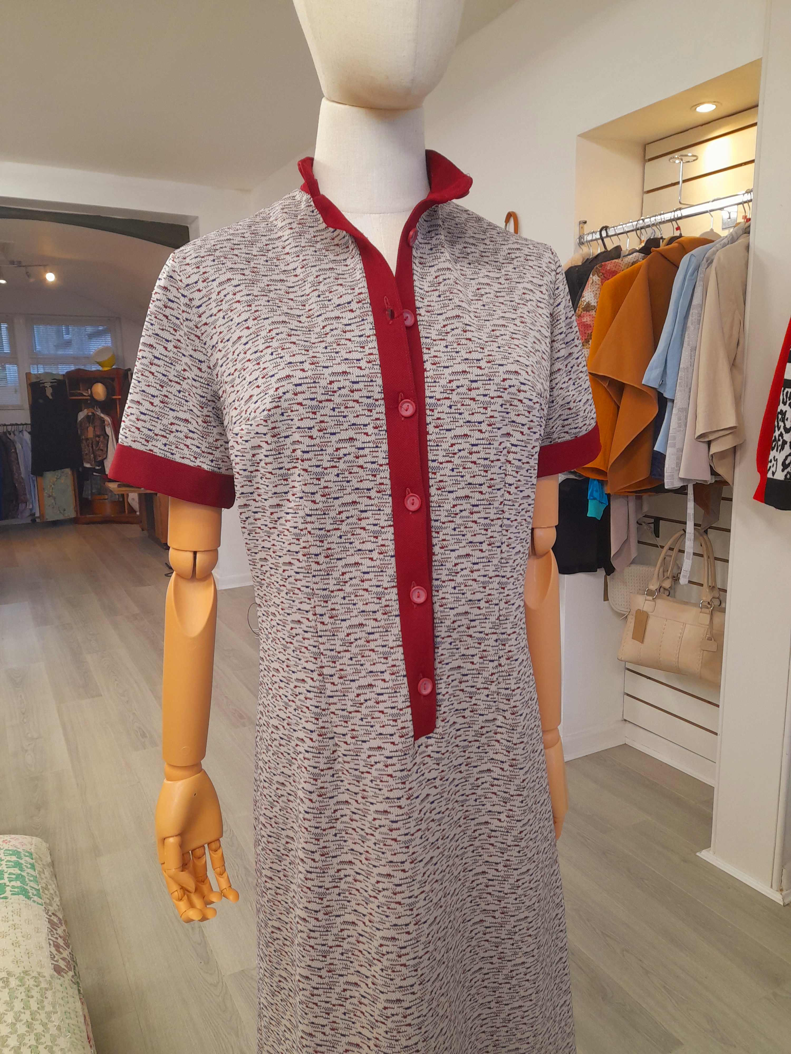 Vintage Late 60s, early 70s Midi Dress, Size S to M