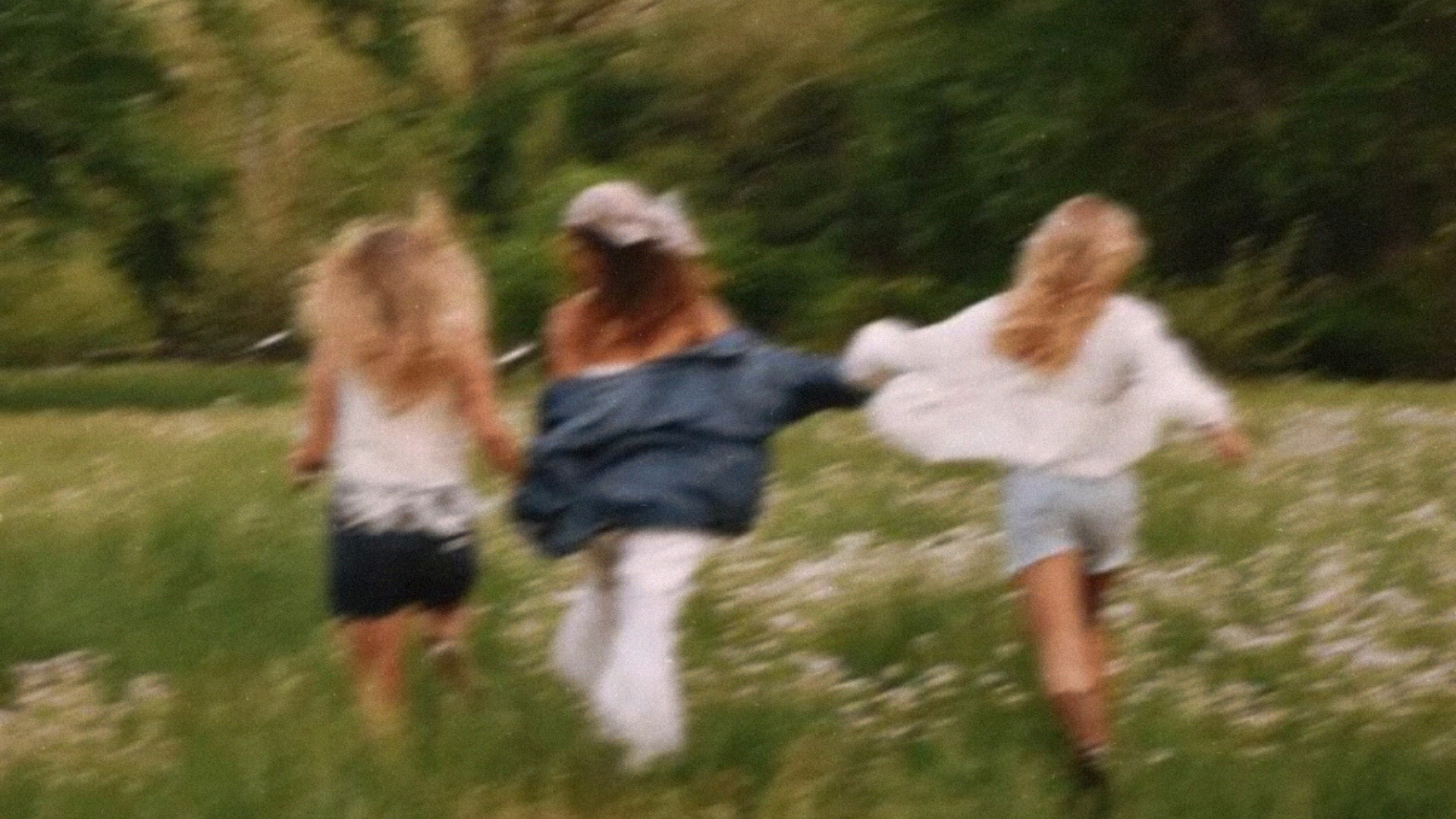 OFFLINE : digital detox weekend for women in Lithuanian countryside