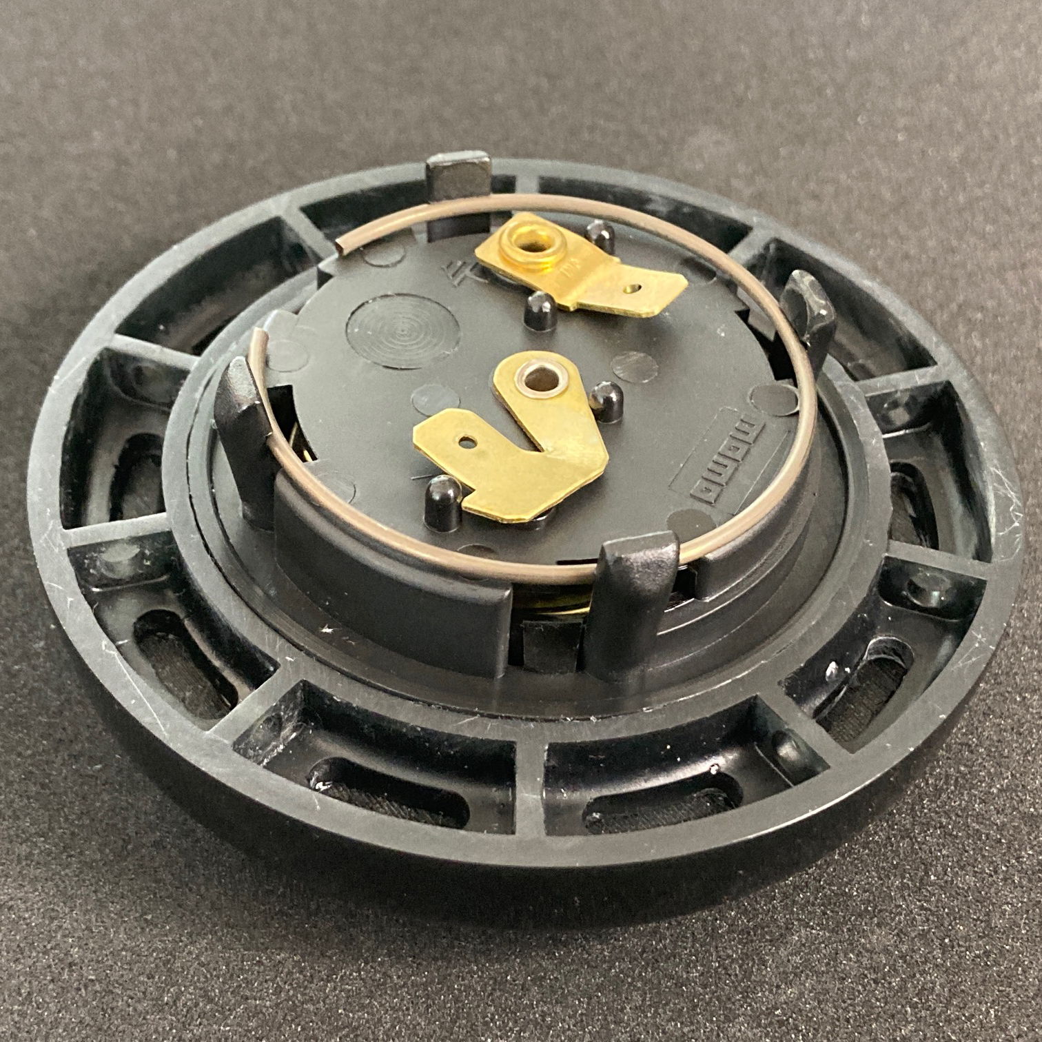 Centre volant Flat Design avec logo "911" pour volant Momo -Flat Design "911" logo horn knob for Momo steering wheel