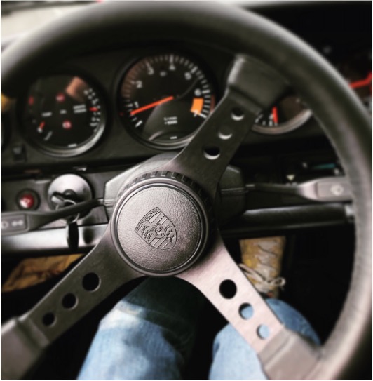 Replica Klaxon Hockey Puck pour volant Momo - Hockey puck horn button replica for Momo steering wheel