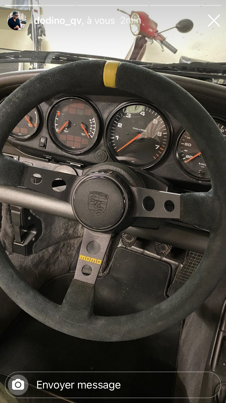 Replica Klaxon Hockey Puck pour volant Momo - Hockey puck horn button replica for Momo steering wheel