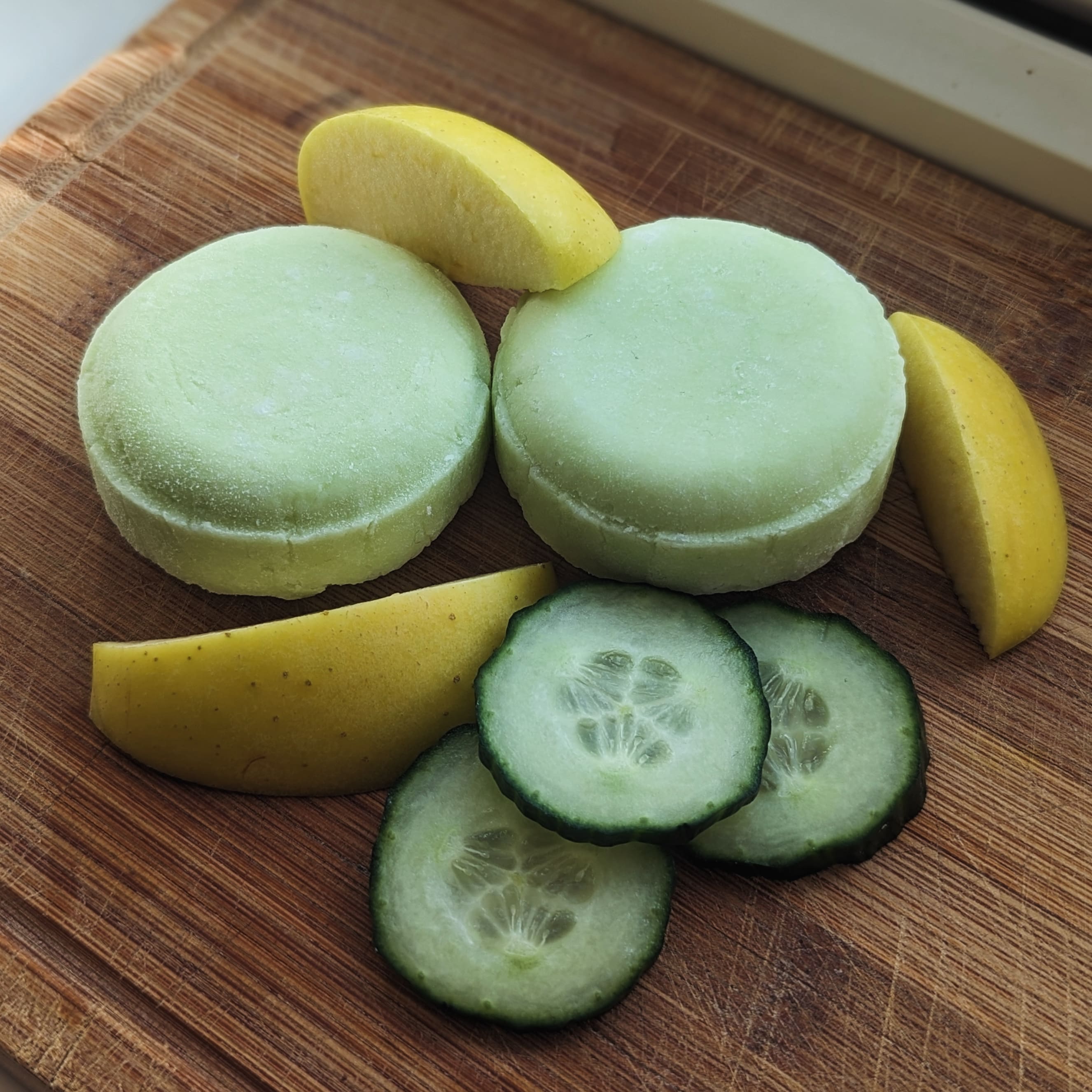 Cucumber Green Apple Shampoo Bar