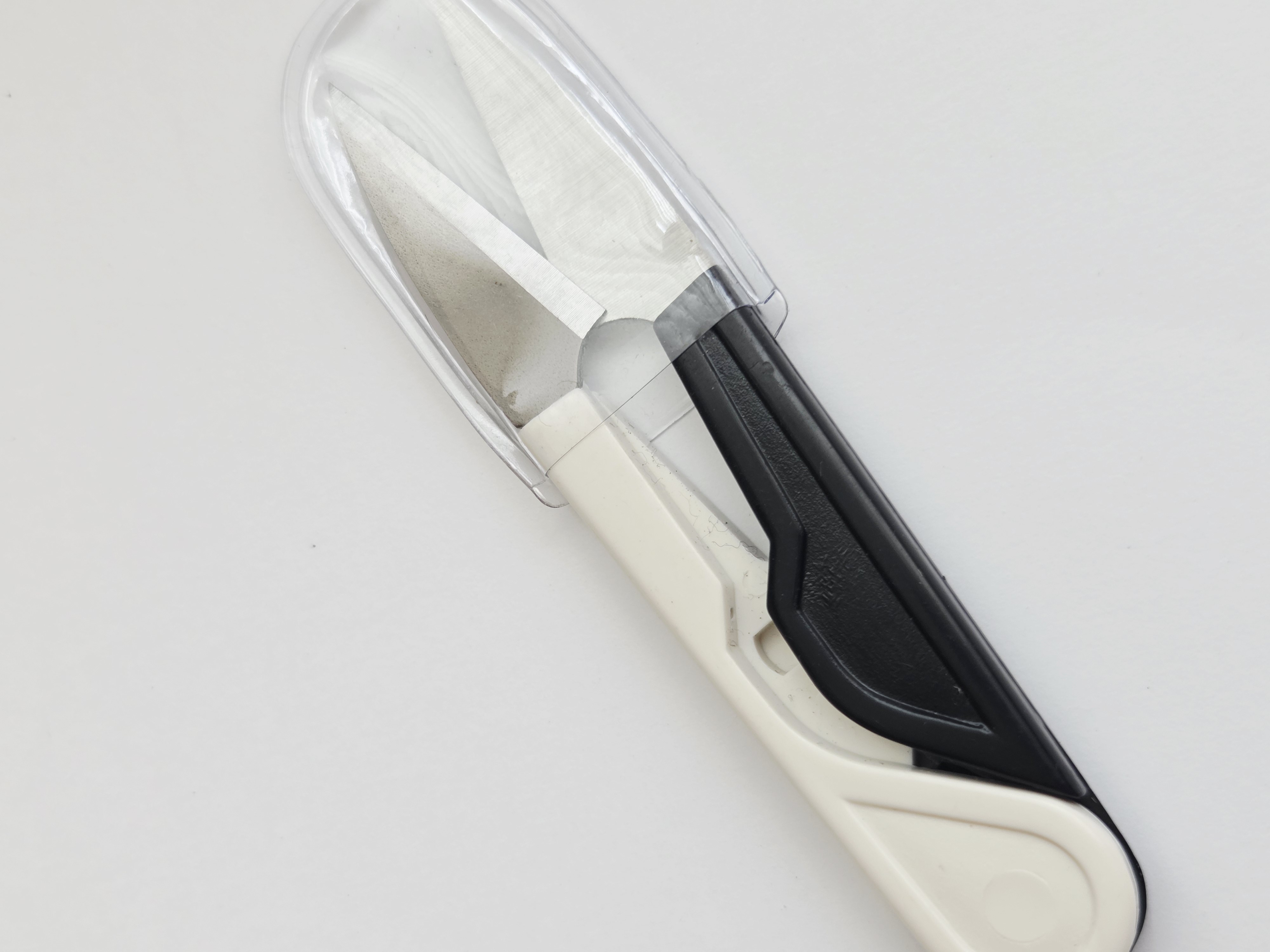 Japoniškos siūlų žirklutės (糸切りばさみ – itokiri basami)