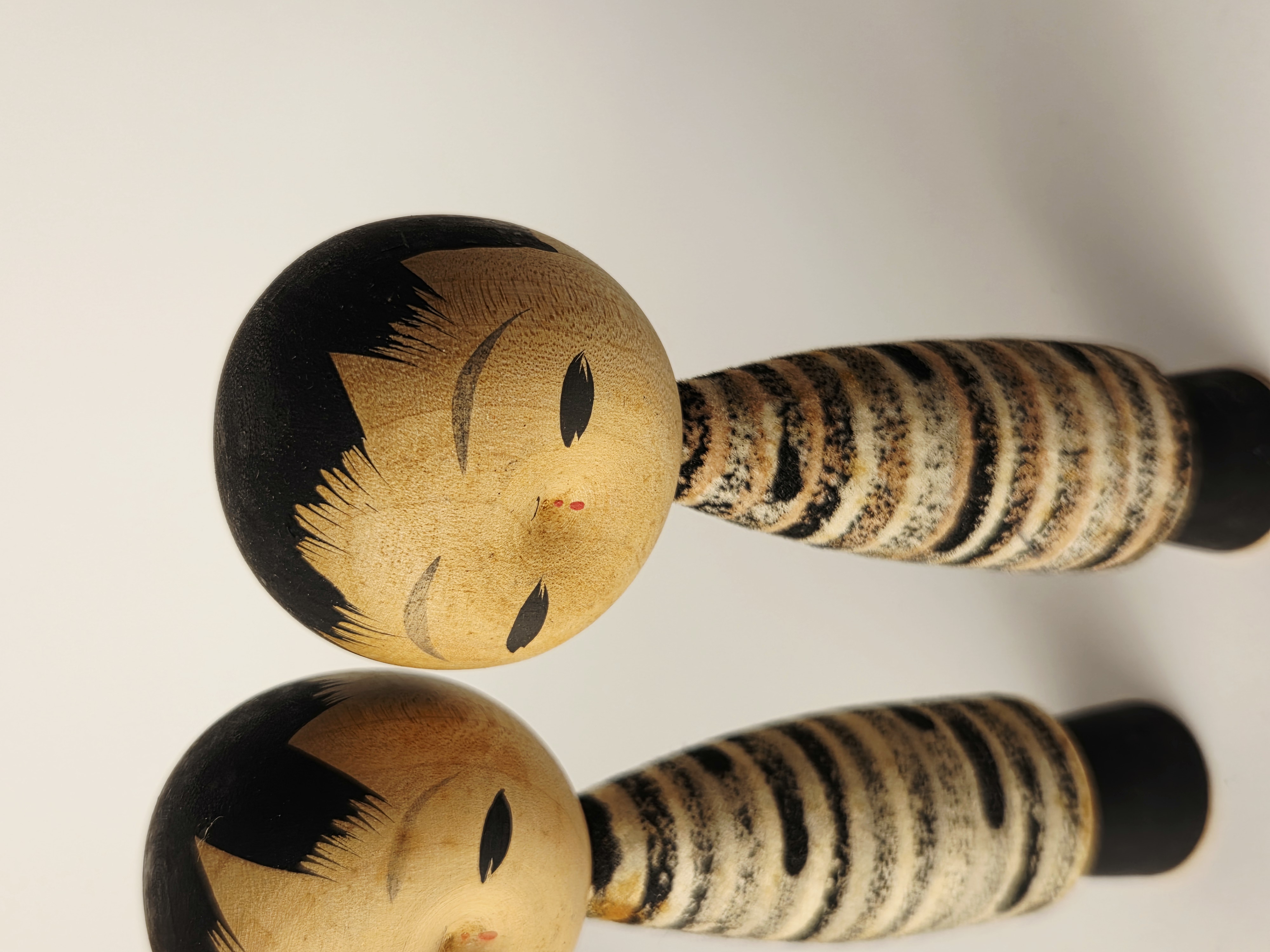 Vintage japoniškų Kokeshi lėlių pora