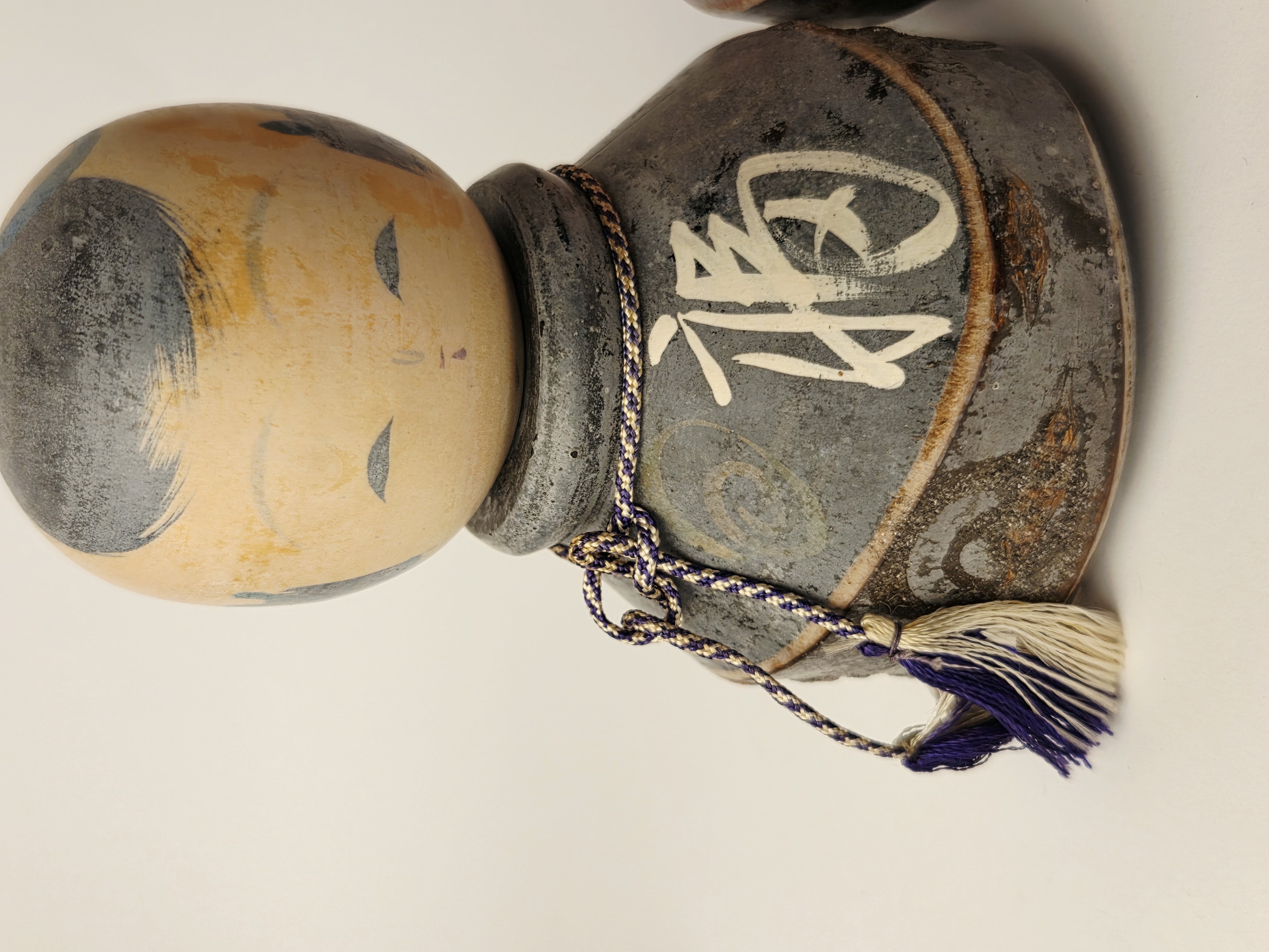 Dvi vintage kokeshi lėlės
