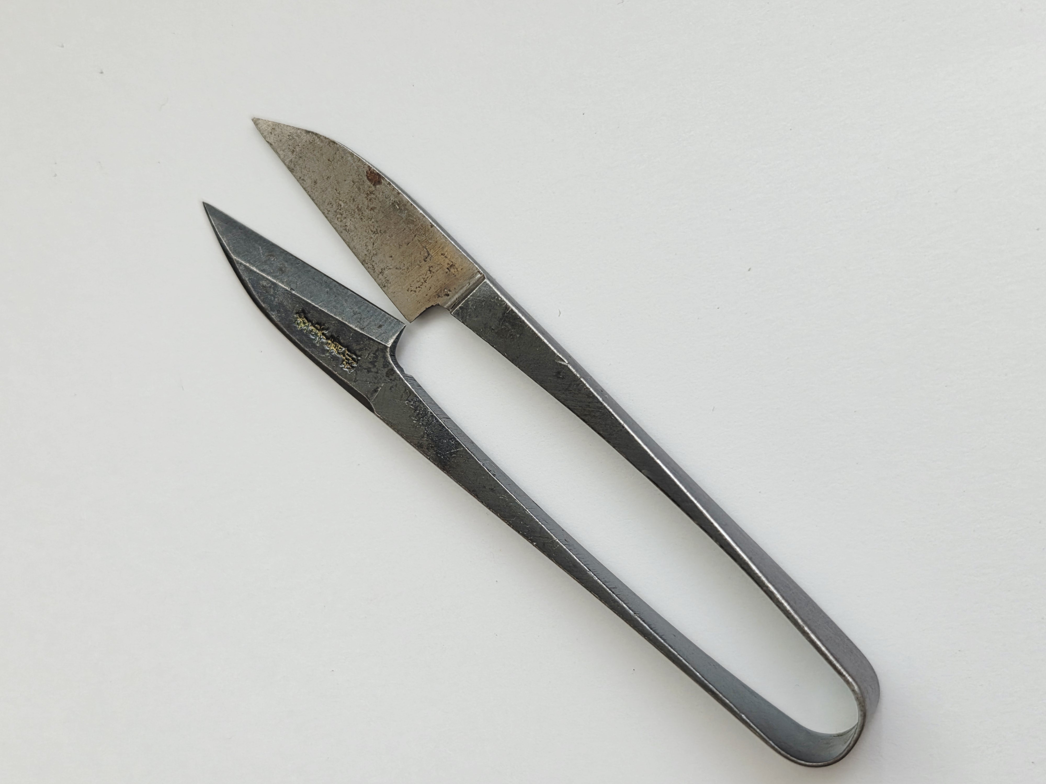 Vintage Japoniškos siūlų žirklutės (糸切りばさみ – itokiri basami)