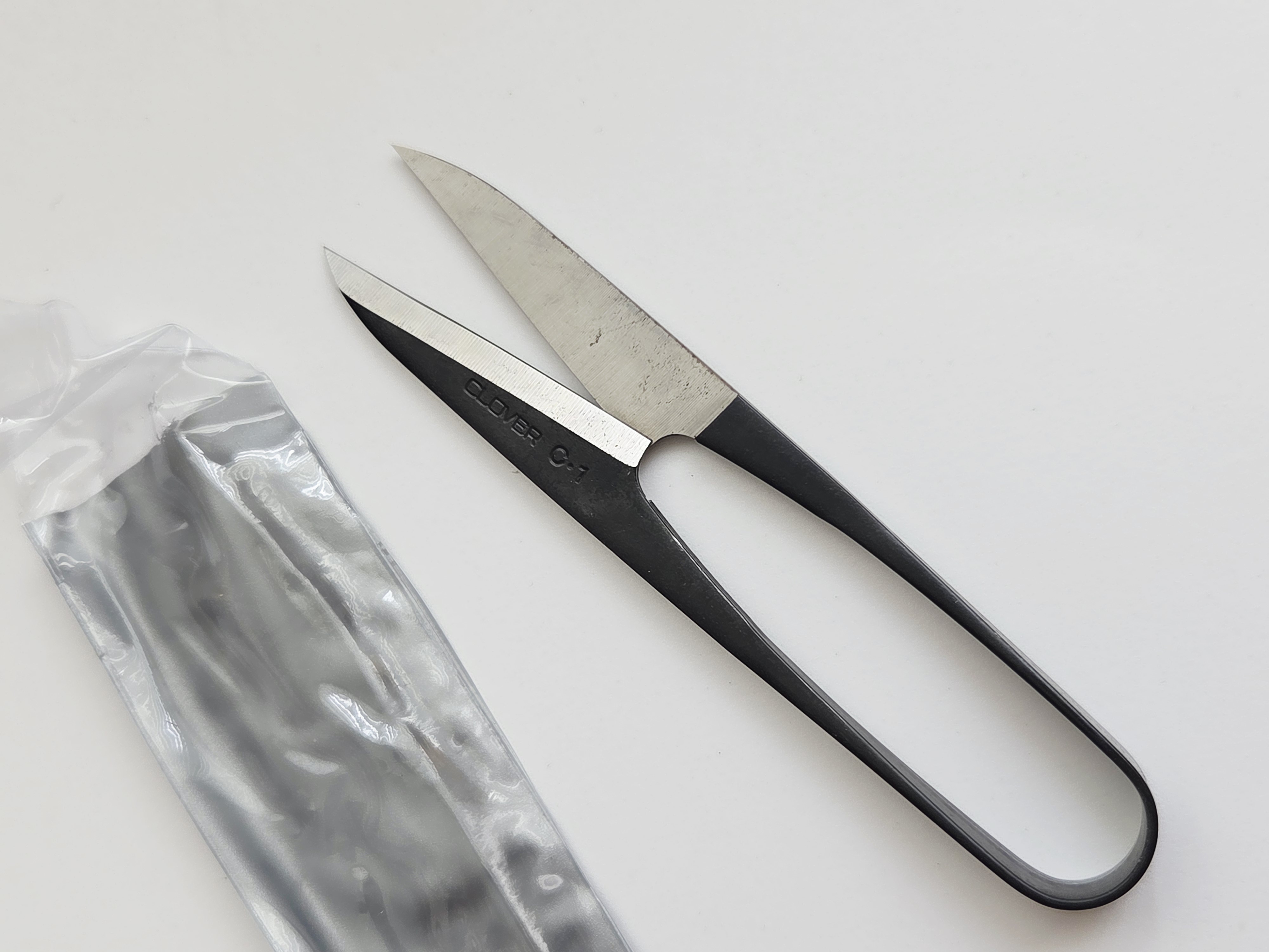 Clover c-1 japoniškos siūlų žirklutės – 糸切りばさみ (itokiri basami)
