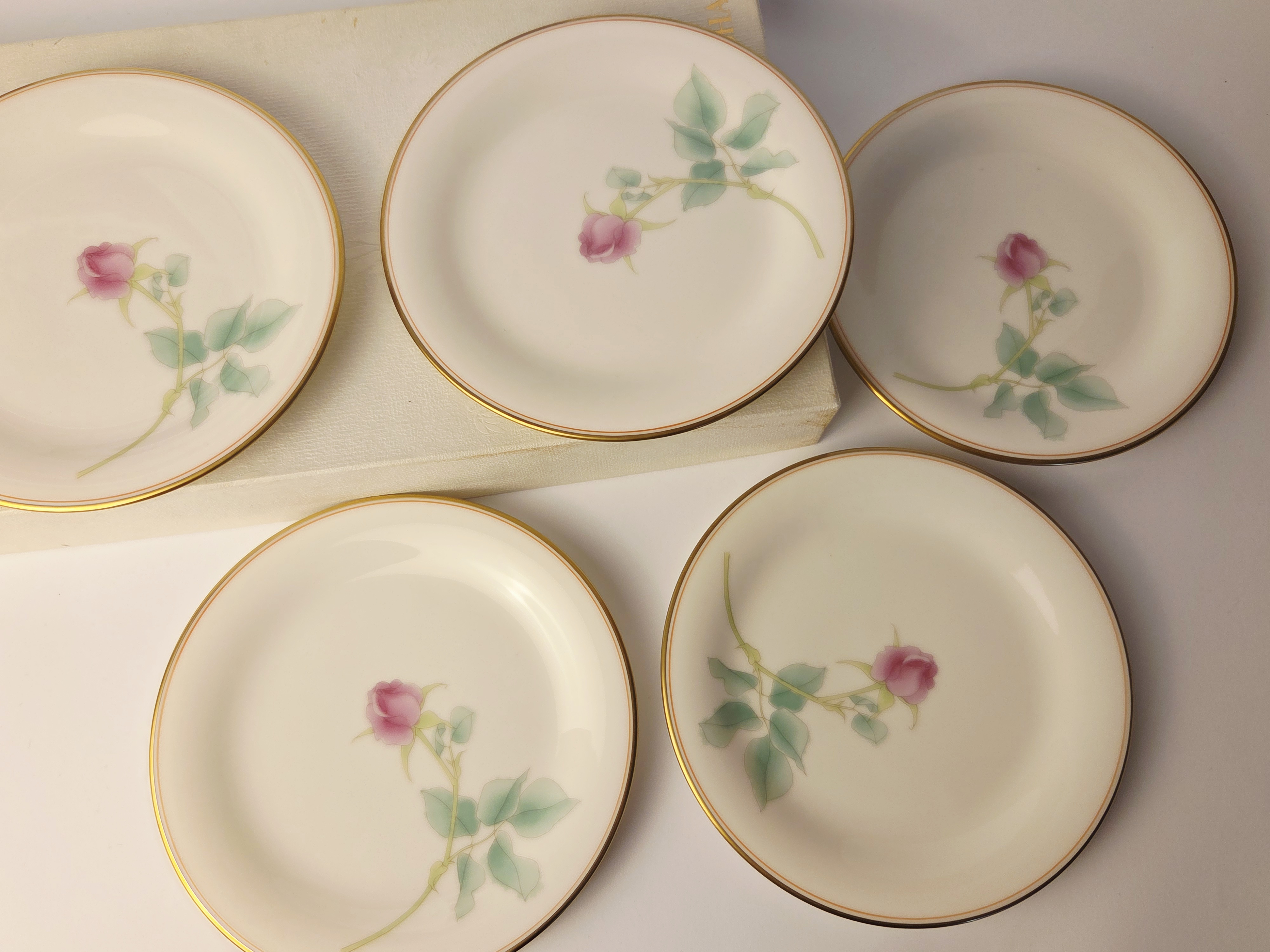 Vintage Koransha „Bright Rose“ porceliano desertinių lėkščių rinkinys (5 vnt.)