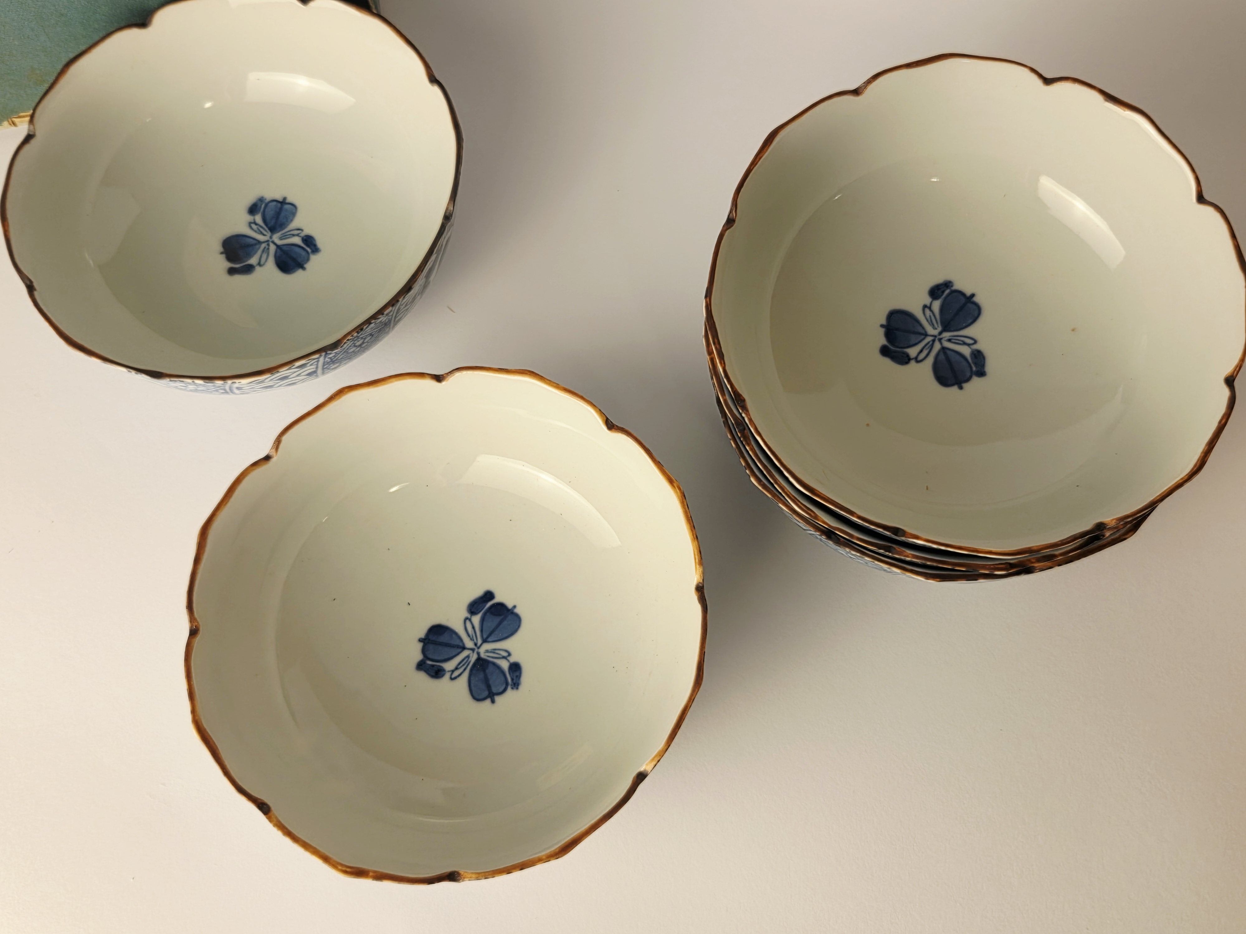 Vintage Arita porceliano dubenėlių rinkinys (5 vnt.)