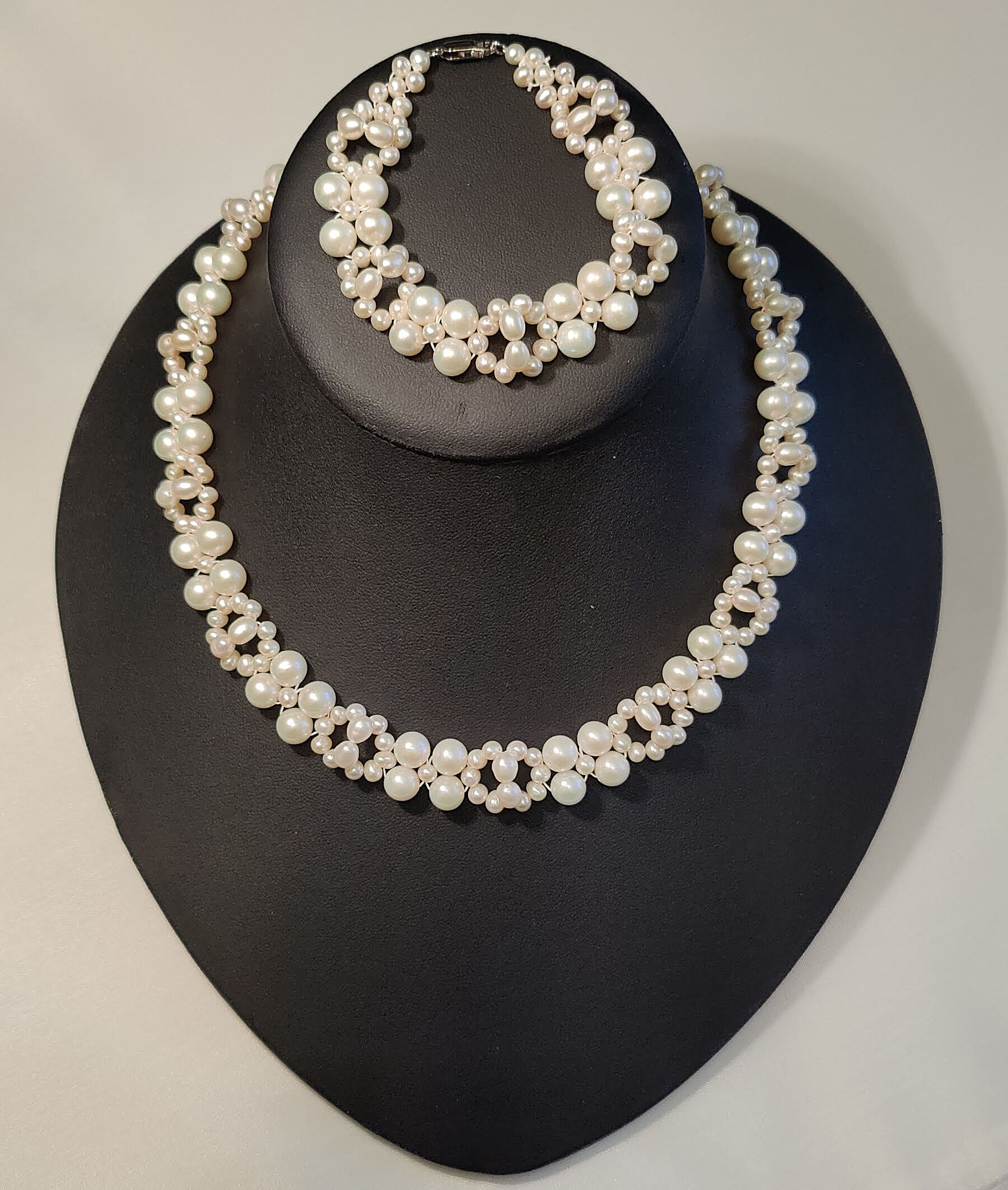 Cultured Pearl Necklace & Bracelet Set w/Sterling Silver Clasp