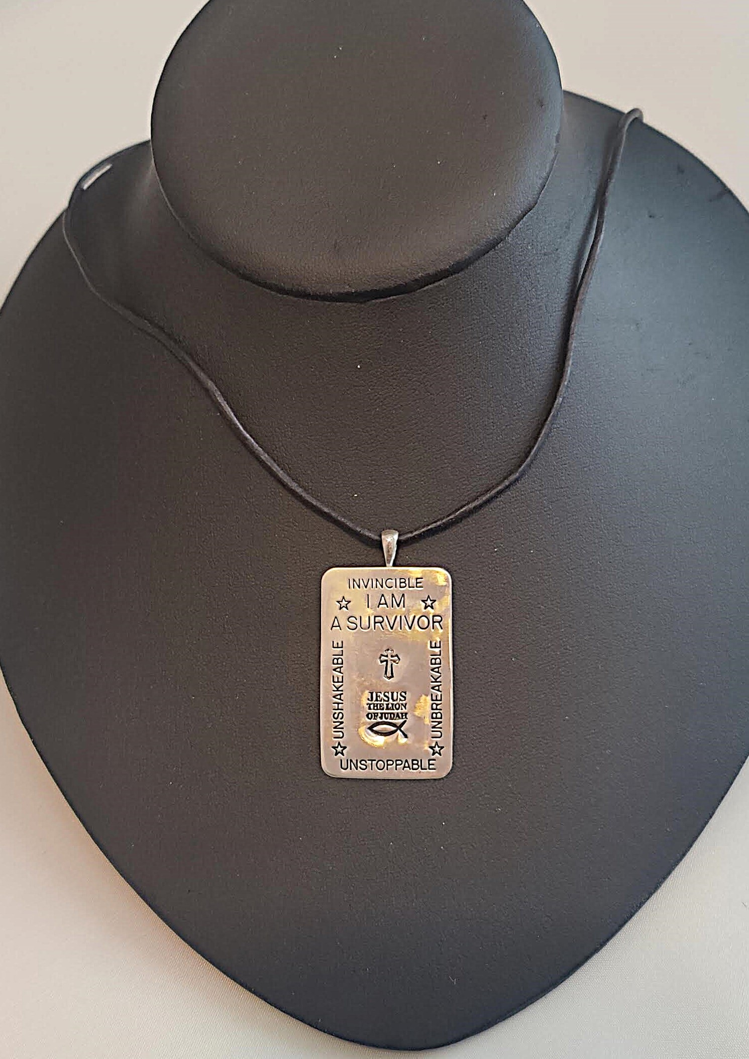 I AM A SURVIVOR Pendant in Sterling Silver