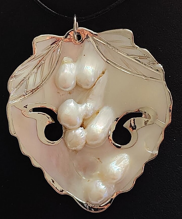 Blister Pearls in Unique Shell Cutout