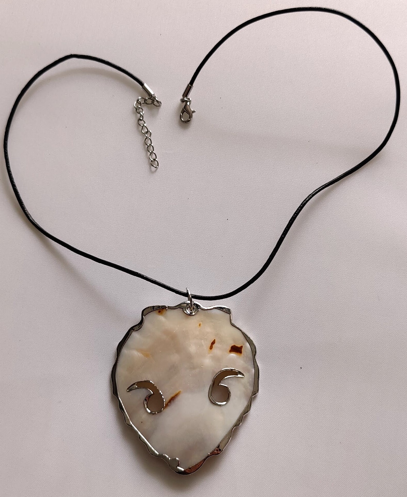 Blister Pearls in Unique Shell Cutout