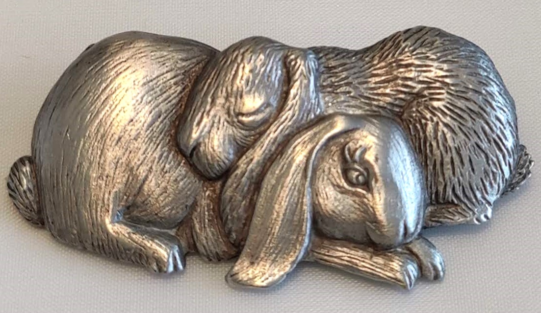 Vintage Signed Jonette Jewelry (JJ) Decorative Rabbit Pin