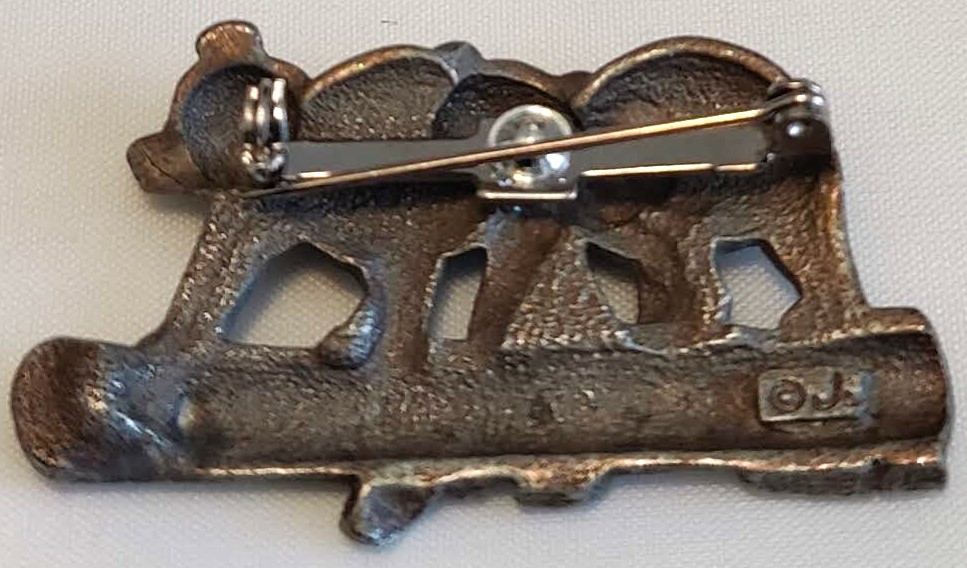 Vintage Signed Jonette Jewelry Bear Figure Brooch