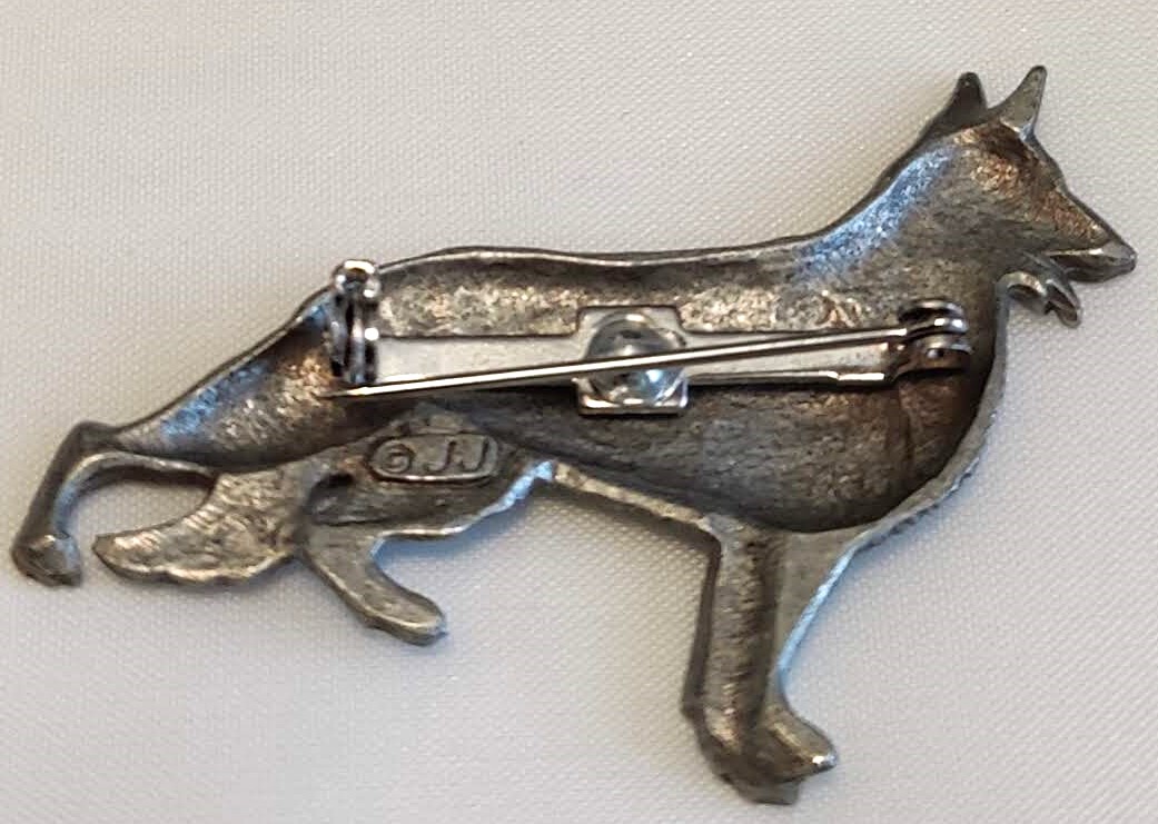 Vintage Signed Jonette Jewelry (JJ) Pewter Dog Brooch