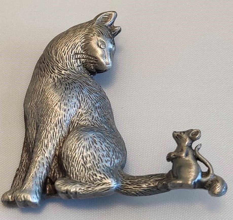Vintage Signed Jonette Jewelry (JJ)  Cat and Mouse Pin
