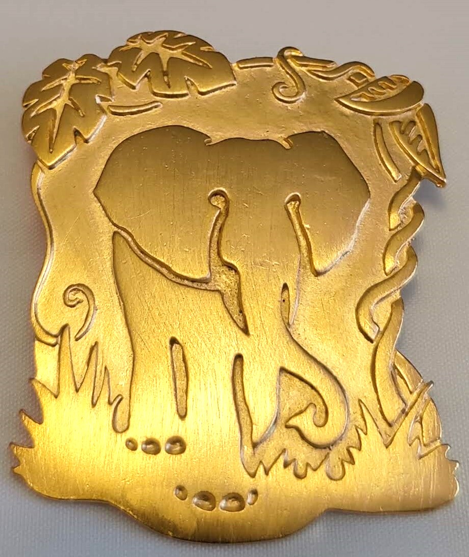 Vintage Signed Jonette Jewelry (JJ) Golden Elephant Brooch