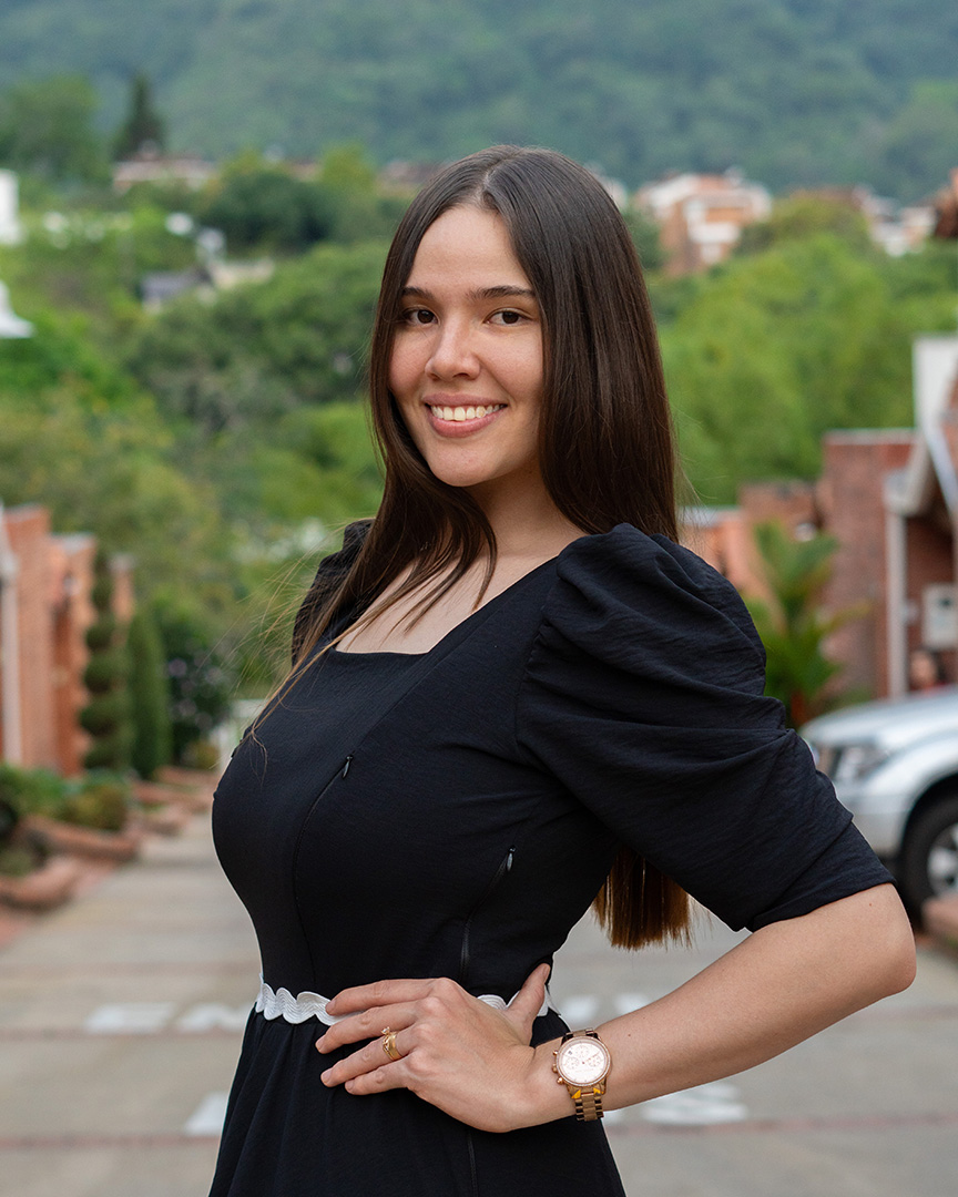 VESTIDO OBSIDIAN GRACE