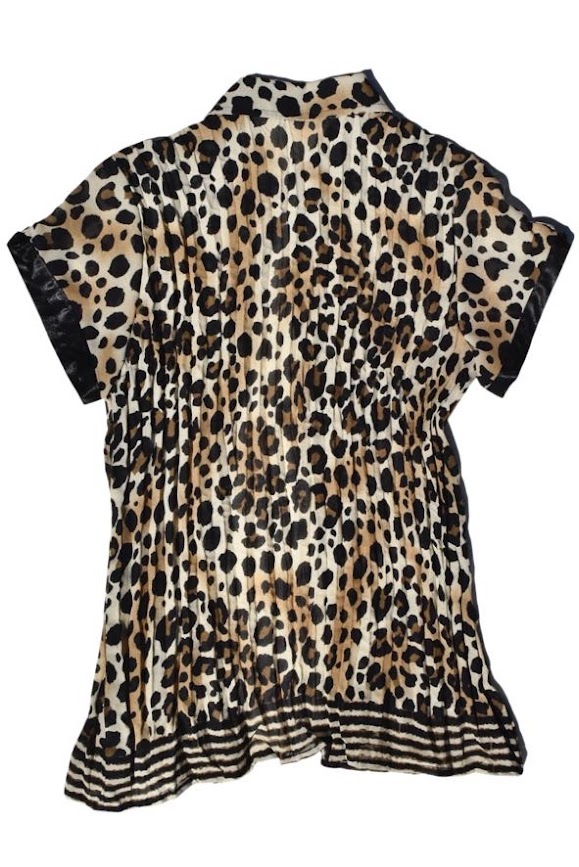 Chic Leopard Print Ruffled Blouse