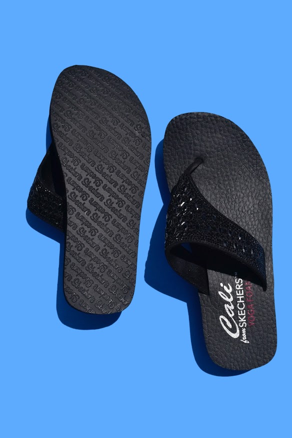 Skechers Cali Platform Yoga Foam Sandals