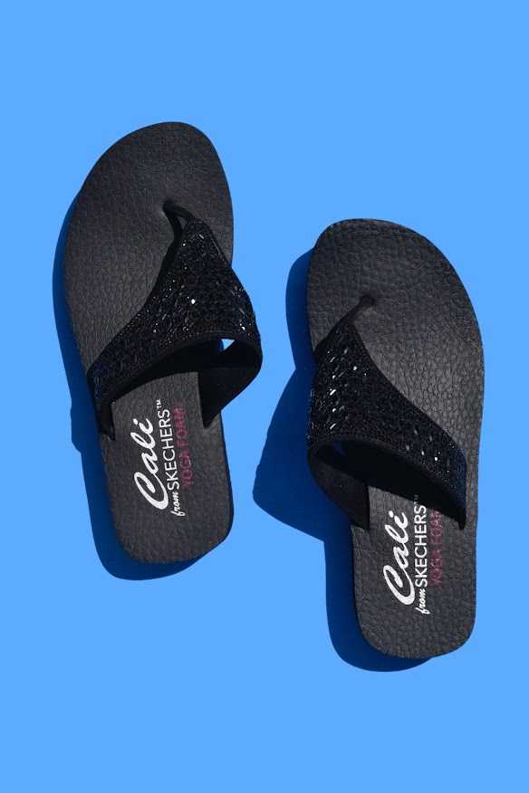 Skechers Cali Platform Yoga Foam Sandals