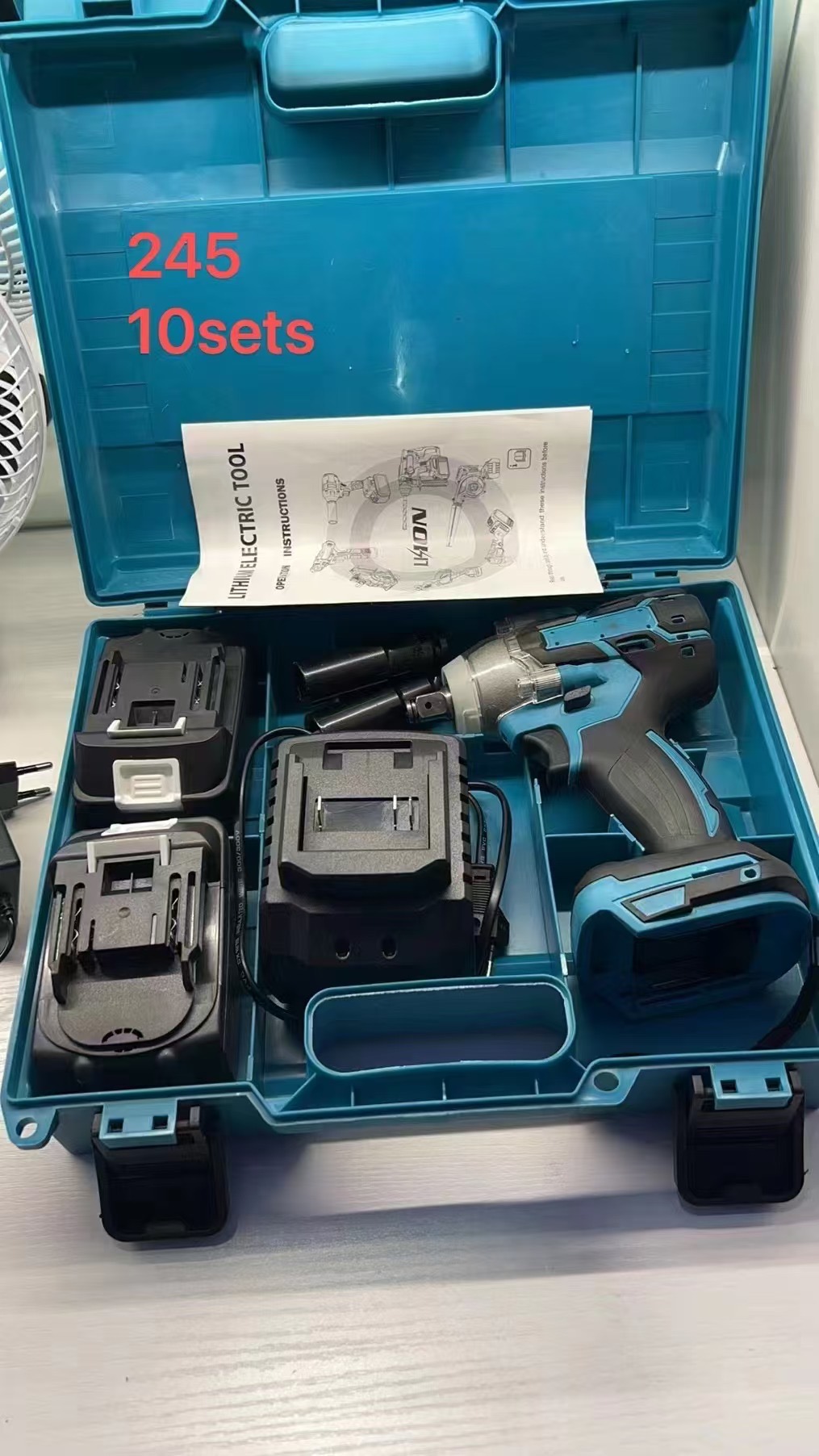 Cordless Impact Wrench set