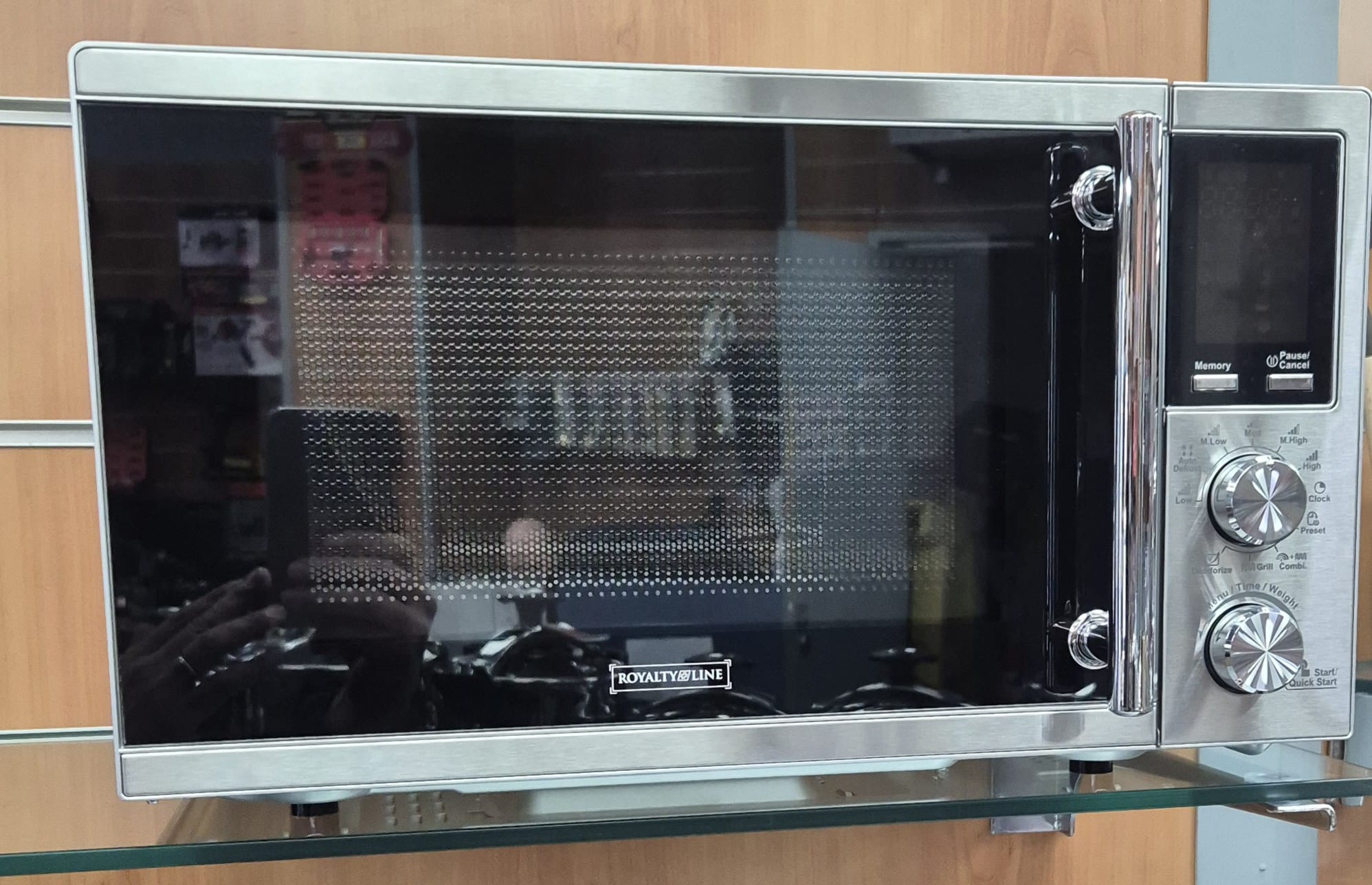 Micro-onde 1200W + Grill  8 programmes ROYALTY LINE