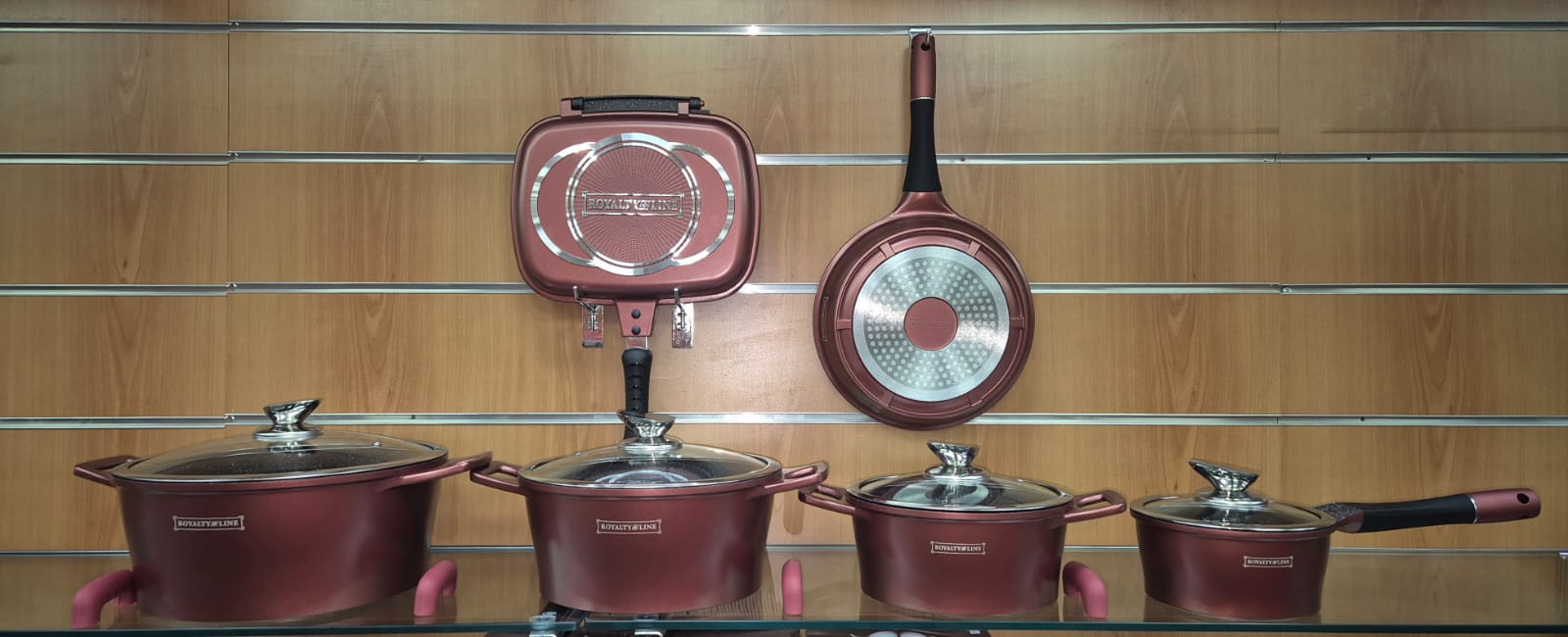 Batterie 14 pièces Bordeaux ROYALTY LINE