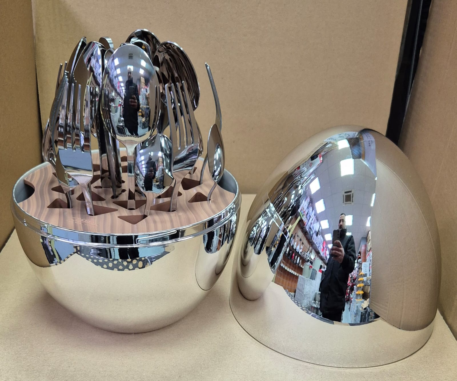 Ménagère Oeuf 24 pièces Doré RS