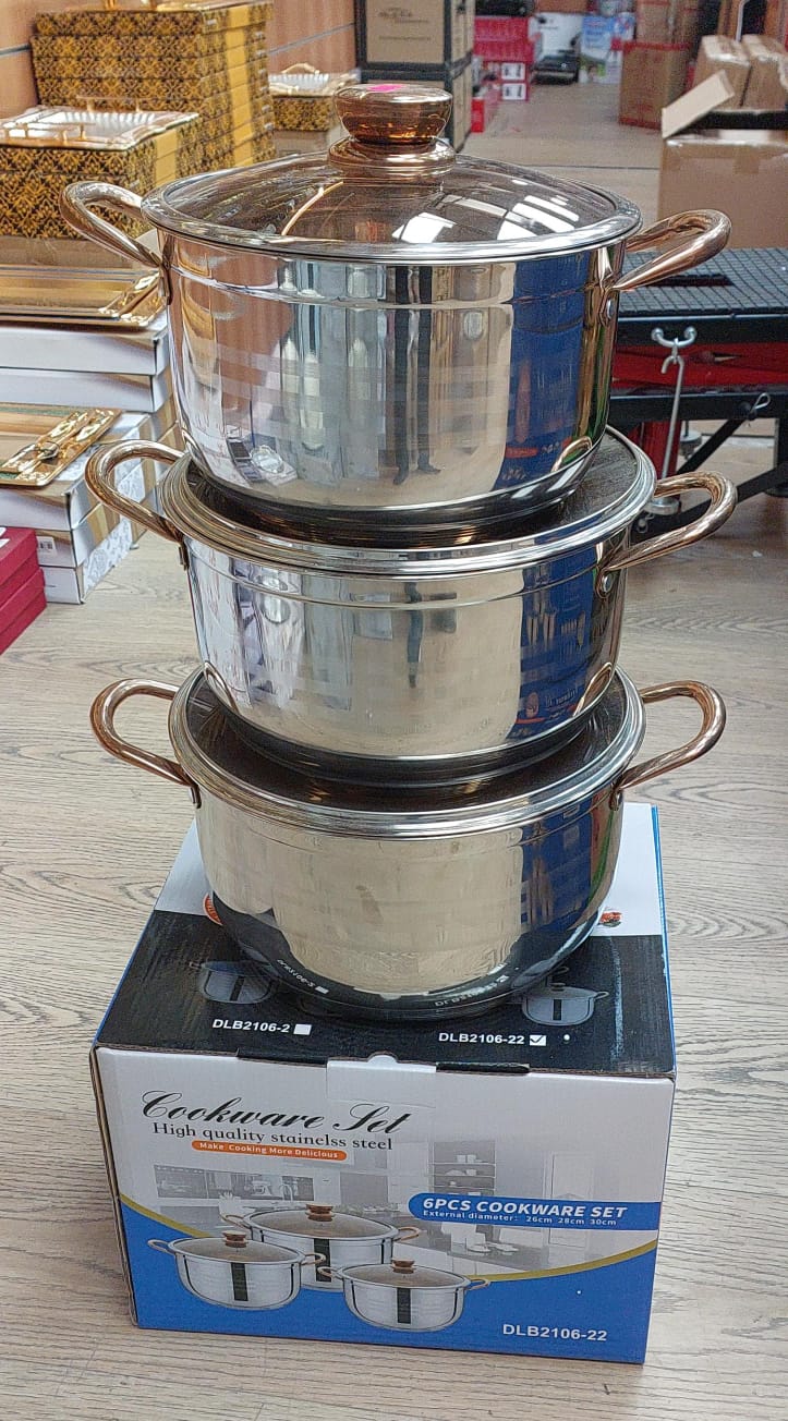 Faitout en inox 6 pièces 26/28/30cm SU