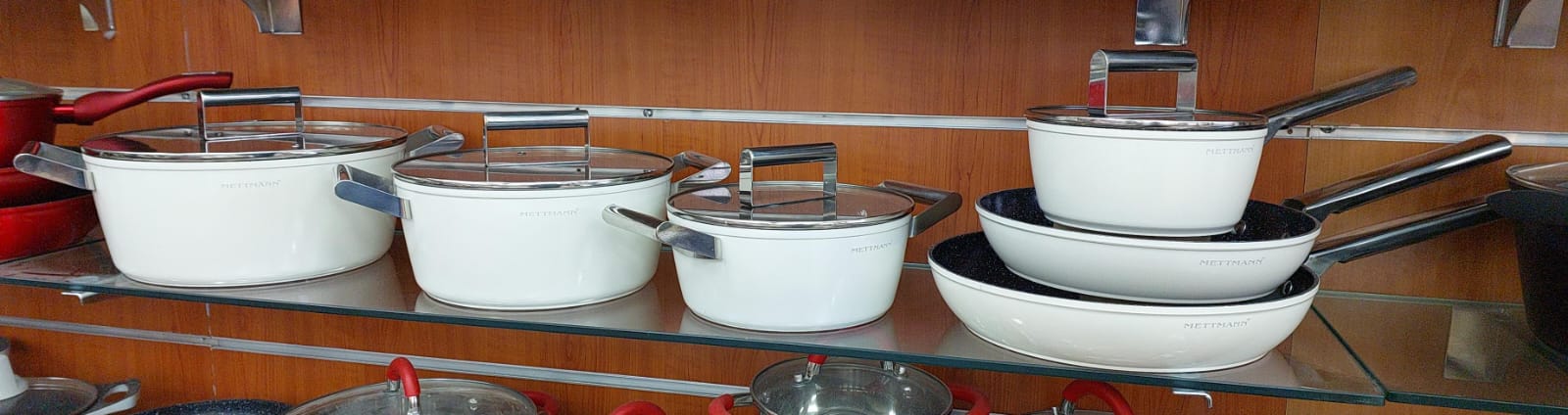 Batterie de cuisine revêtement céramique 10 pièces Blanche MT
