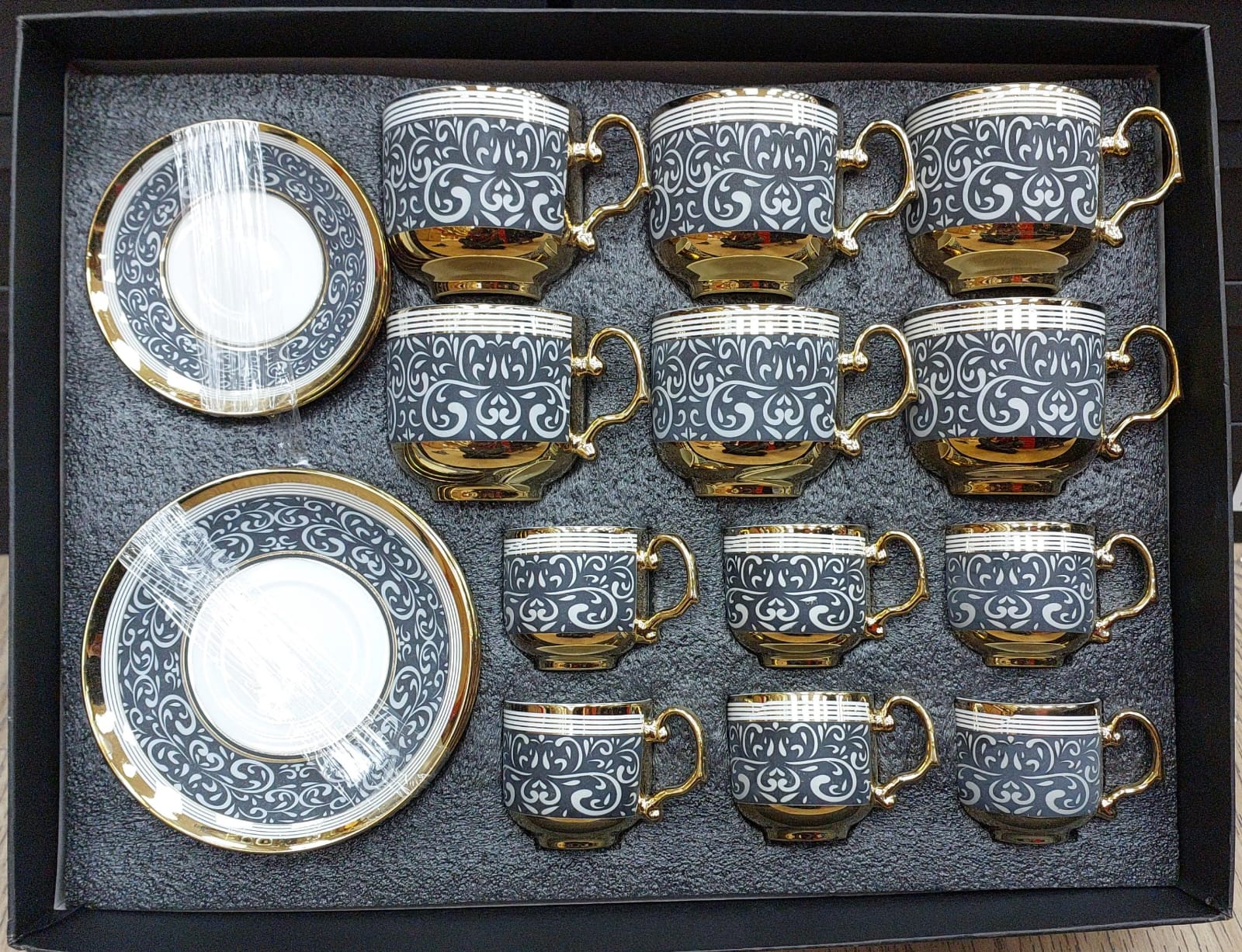 Service à café 6 + 6 tasses avec sous tasse 4 modèles DH 